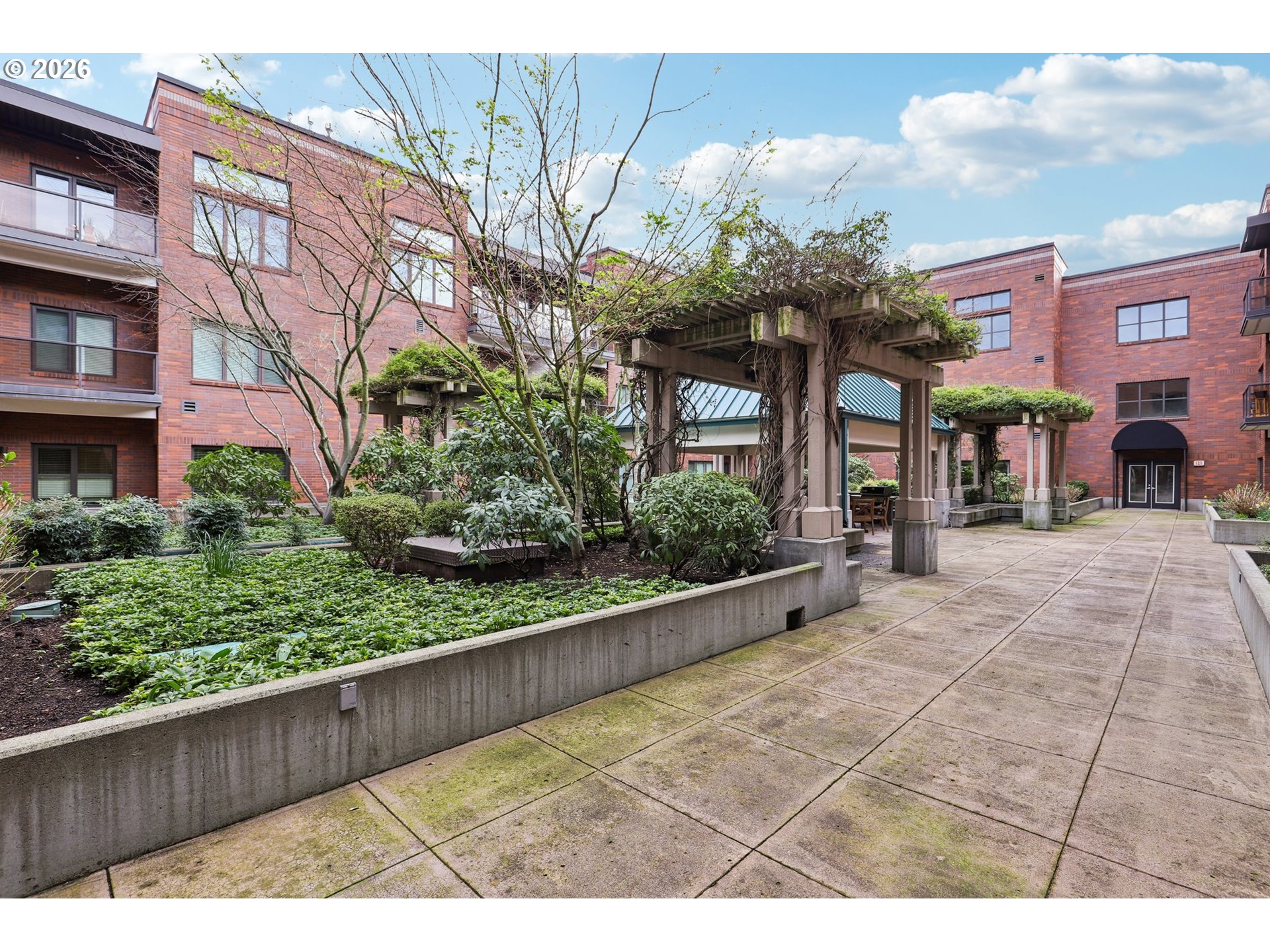 Photo #32: 182764881 Listing: Photo #32