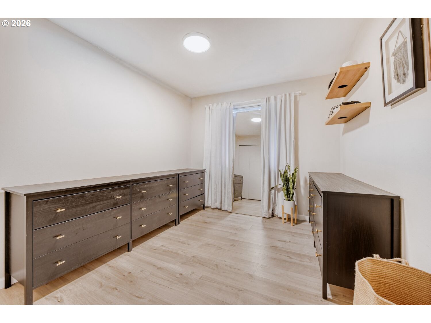 Photo #12: 183414371 Listing: Photo #12