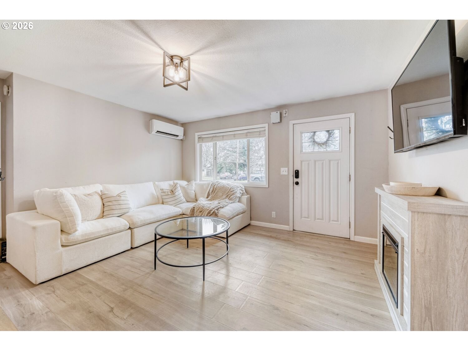 Photo #7: 183414371 Listing: Photo #7