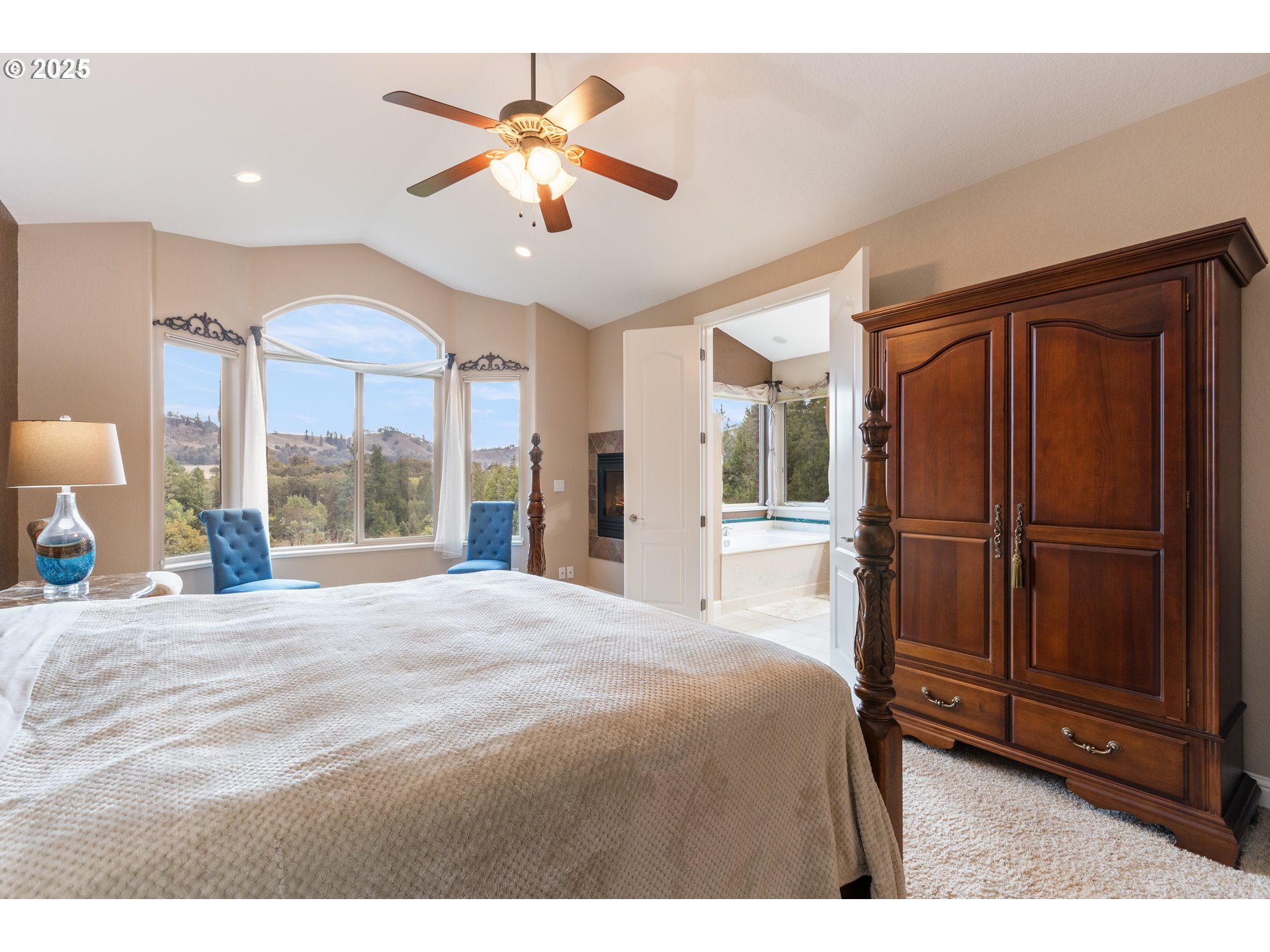 13767 N BANK RD, Roseburg, OR, 97470