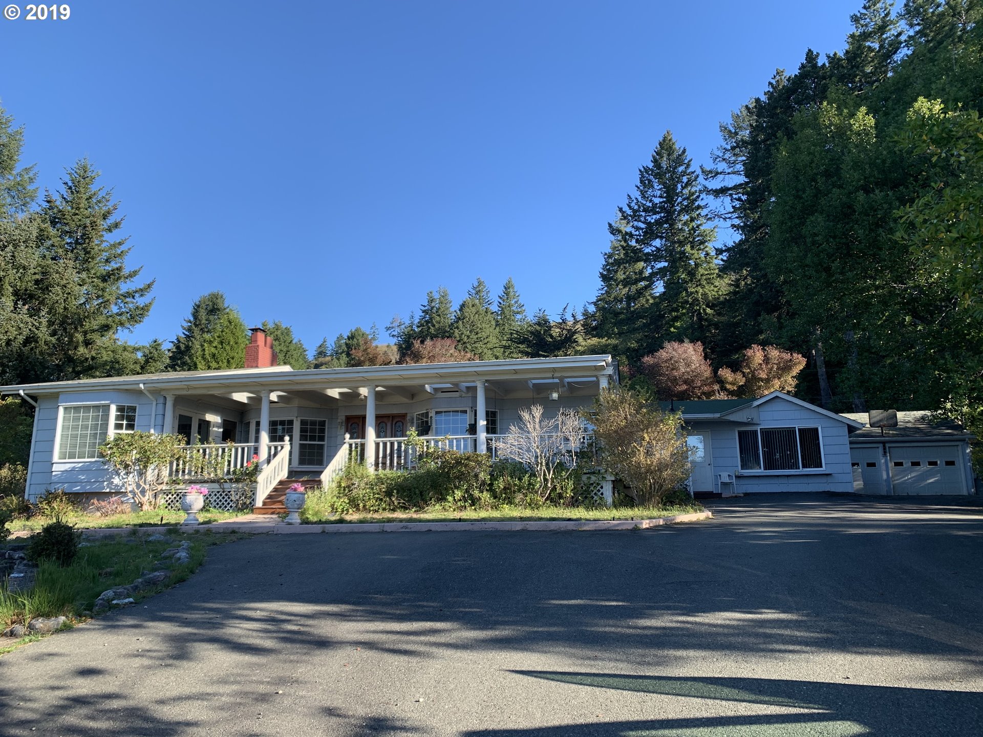 98011 Court St , Brookings, OR 97415 MLS18383521 Sold 319,000