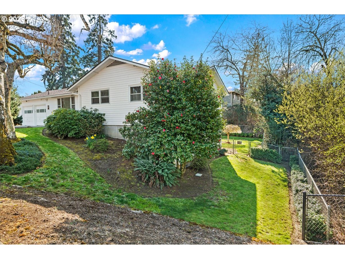 4081 NE HAWTHORNE AVE, Salem, OR, 97301