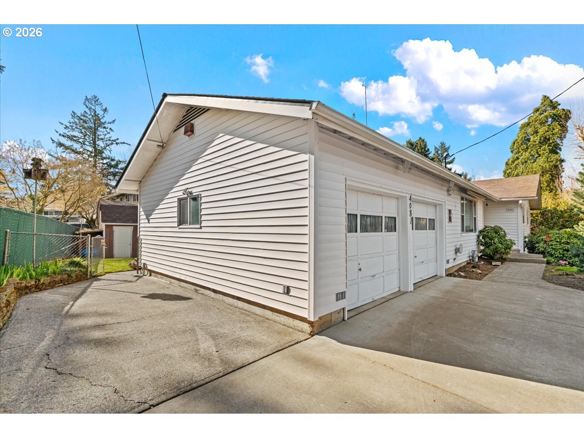 4081 NE HAWTHORNE AVE, Salem, OR, 97301