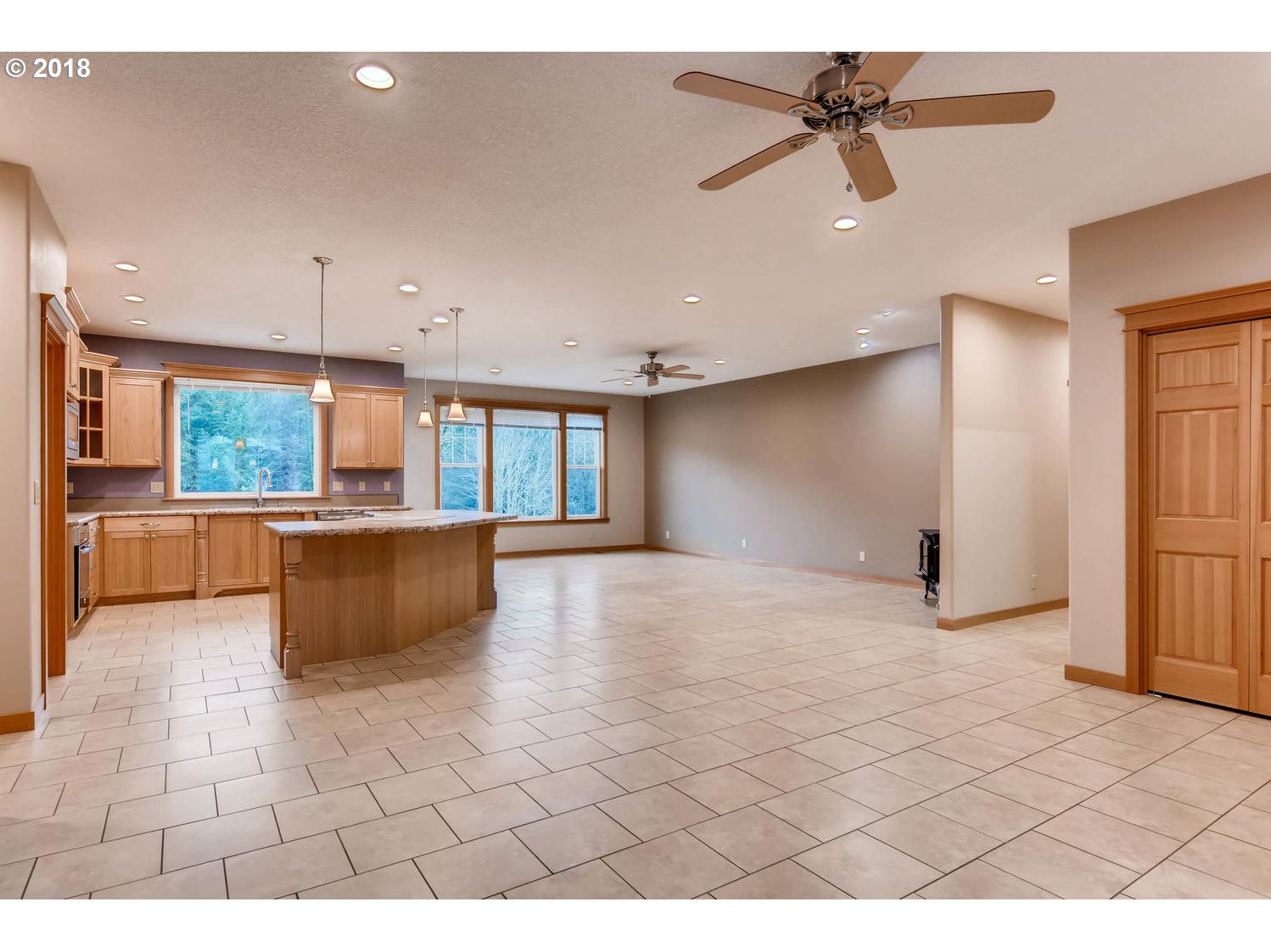 Kitchen/Living Room