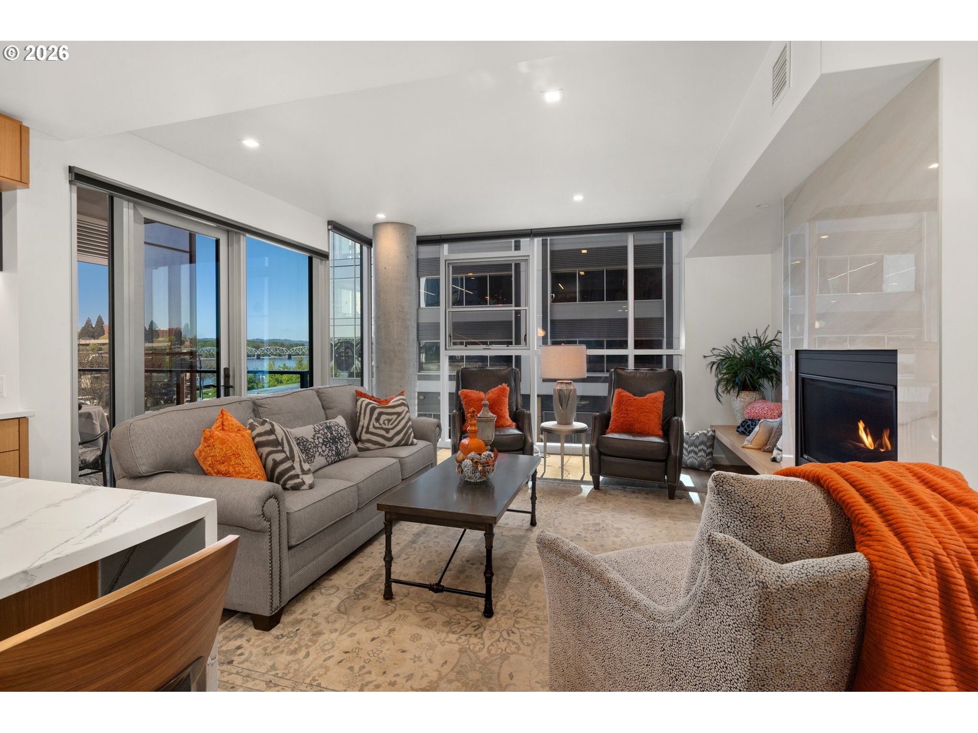 Photo #4: 184357011 Listing: Photo #4