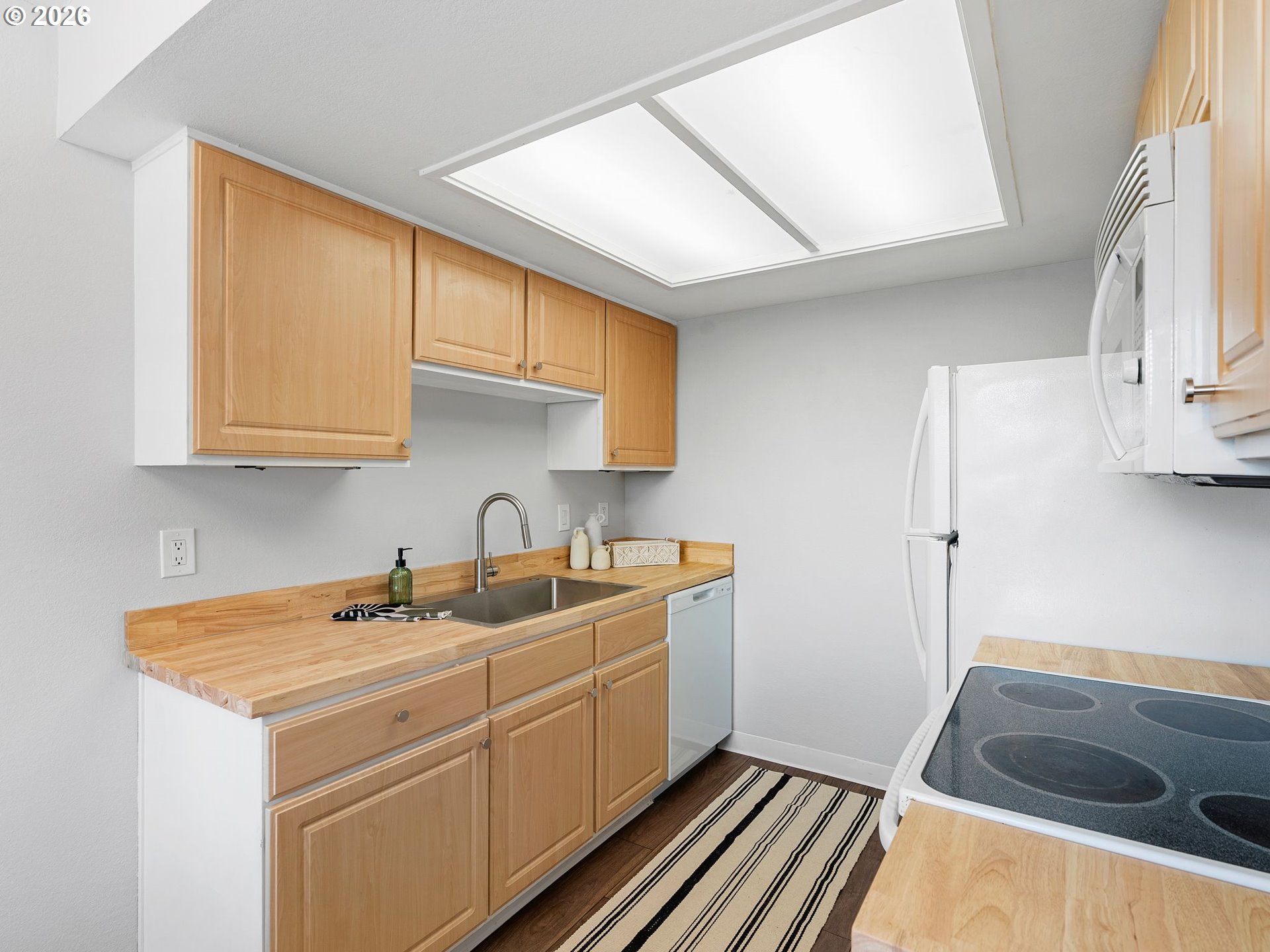 Photo #11: 184420100 Listing: Photo #11