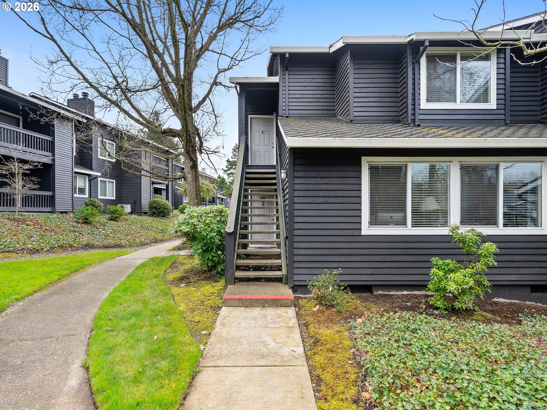 Photo #2: 184420100 Listing: Photo #2