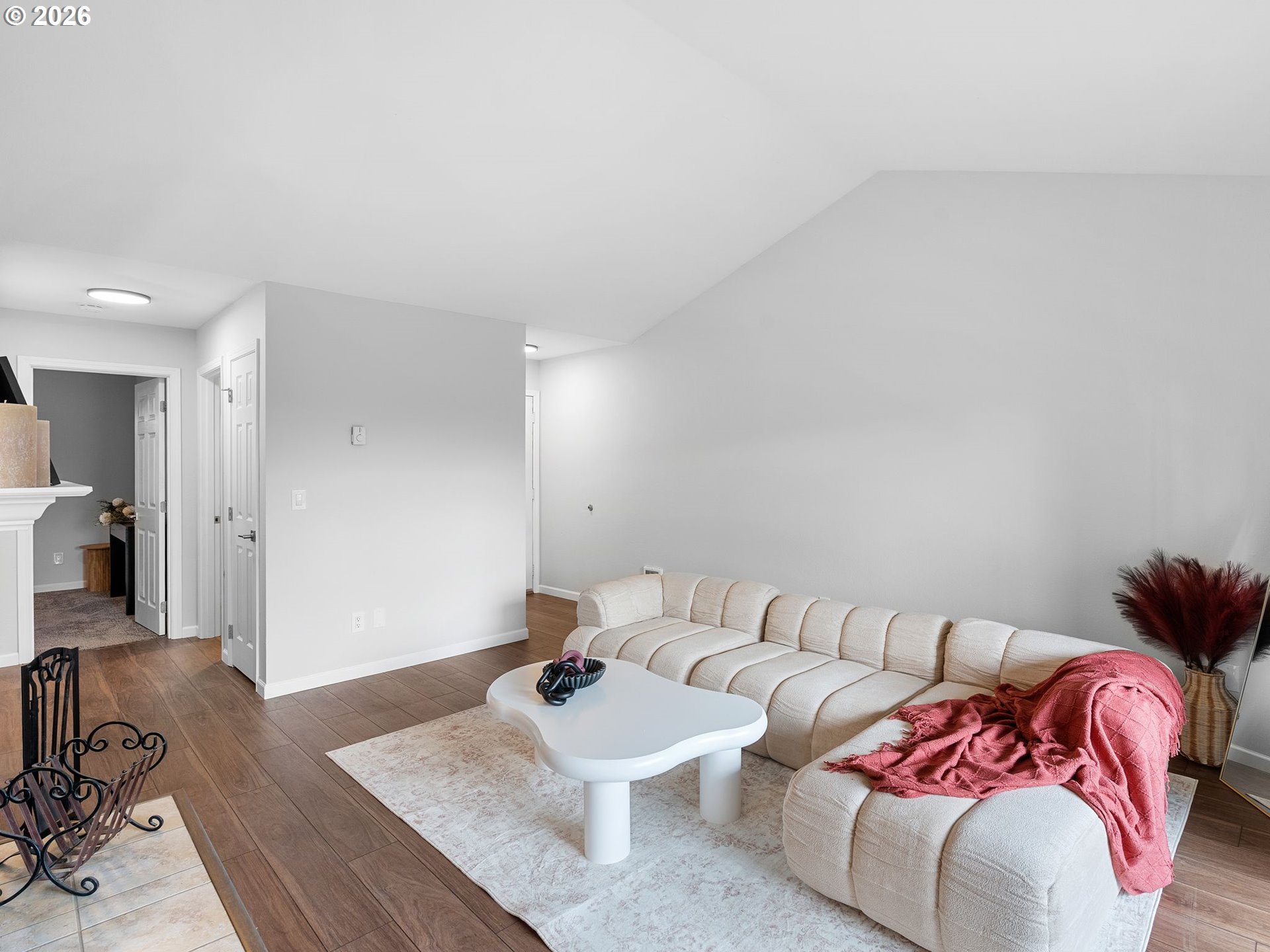 Photo #6: 184420100 Listing: Photo #6