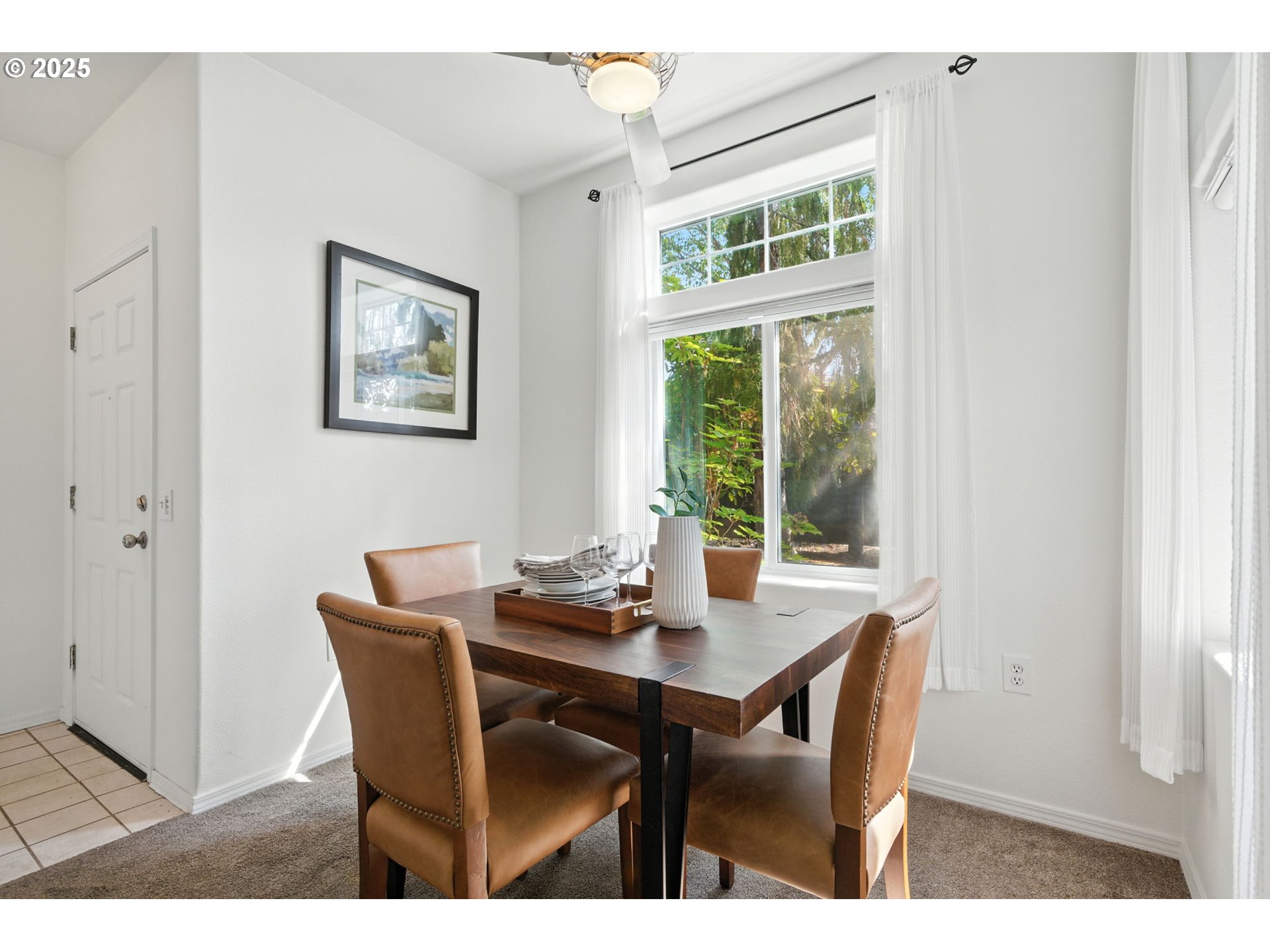 Photo #3: 184579255 Listing 