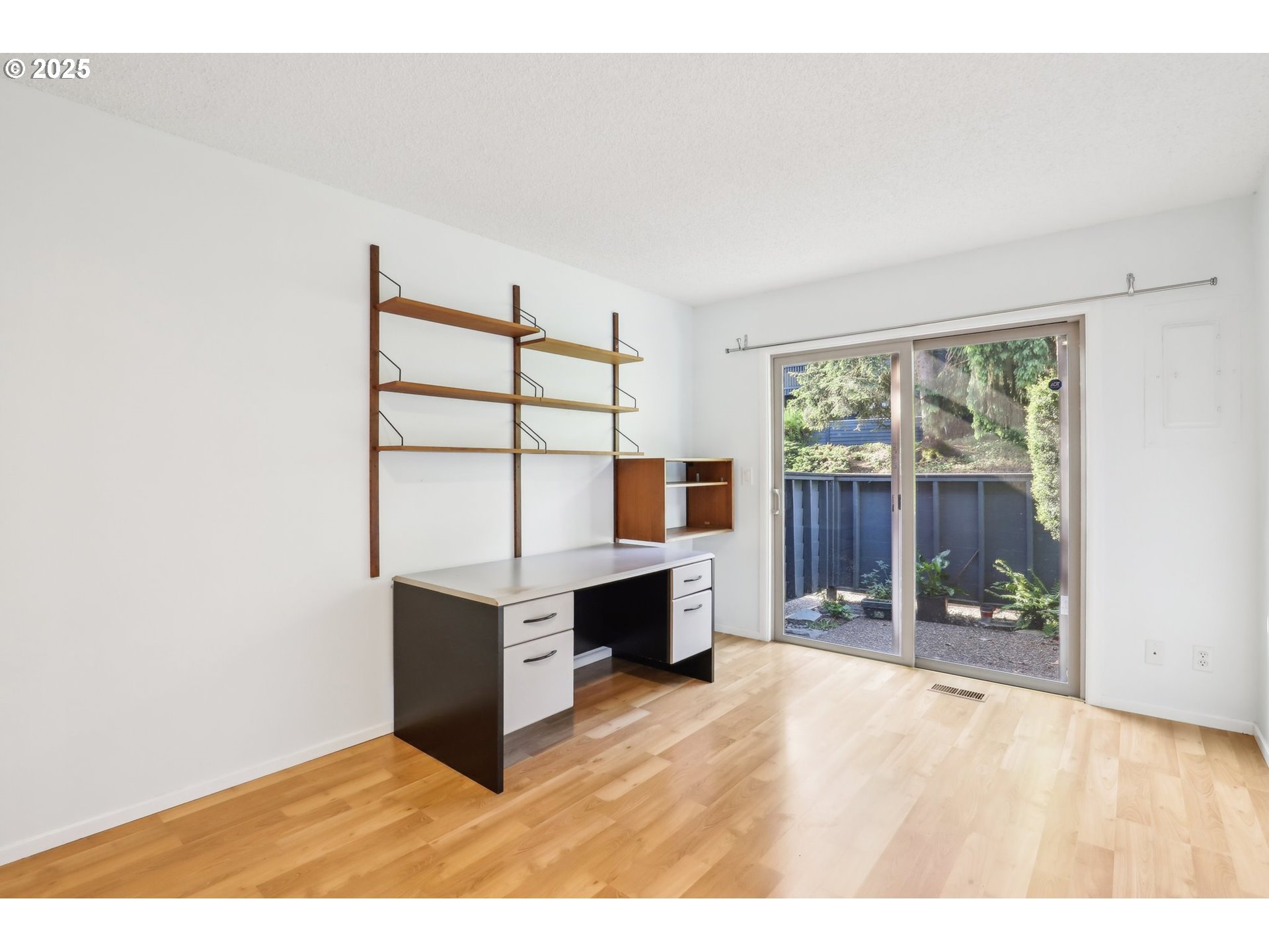 Photo #23: 184754615 Listing: Photo #23