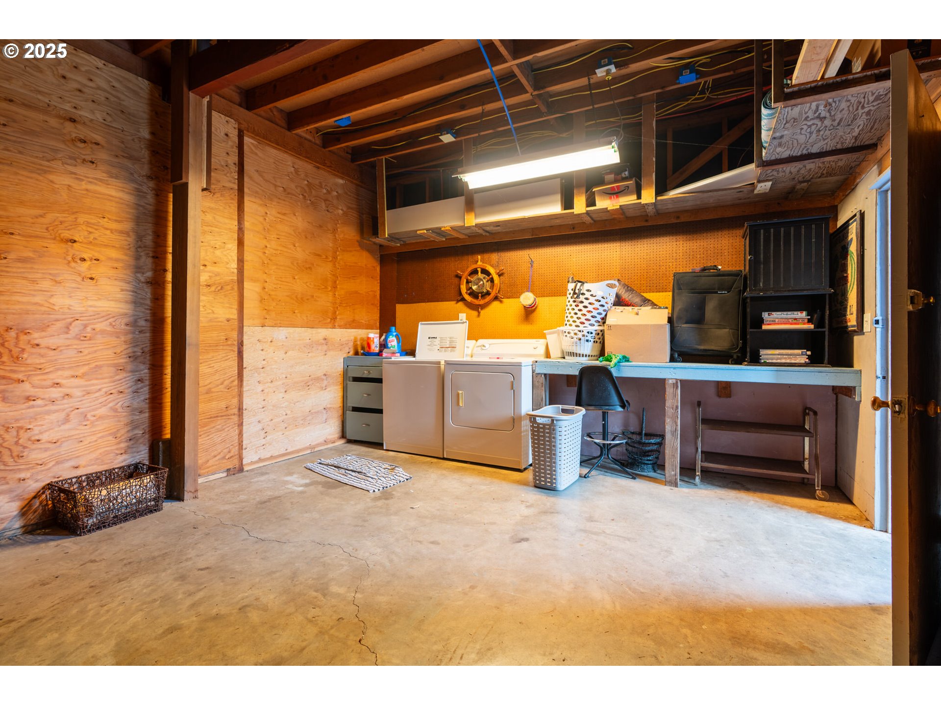 97799 HANSCAM LN, Brookings, OR, 97415