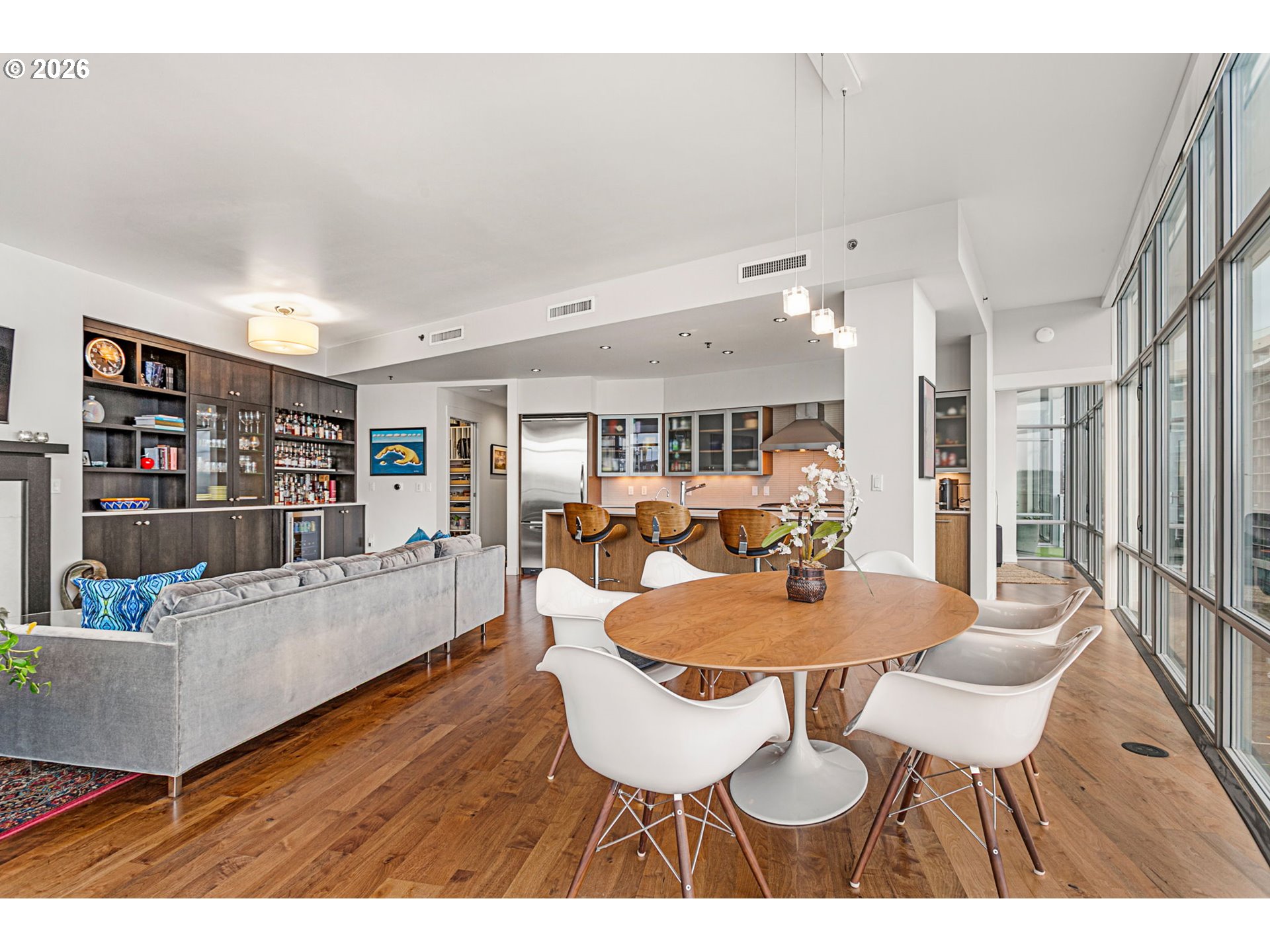 Photo #9: 185242515 Listing: Photo #9