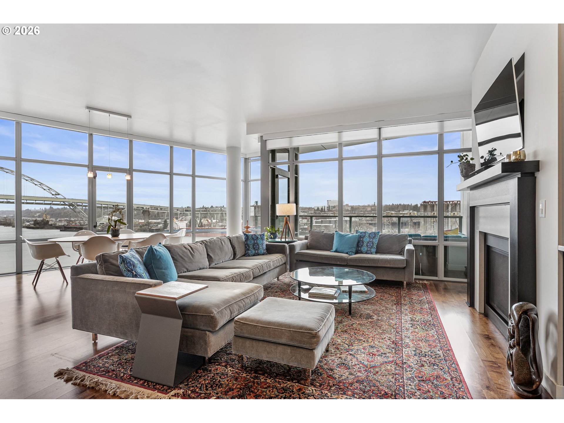 Photo #1: 185242515 Listing: Photo #1