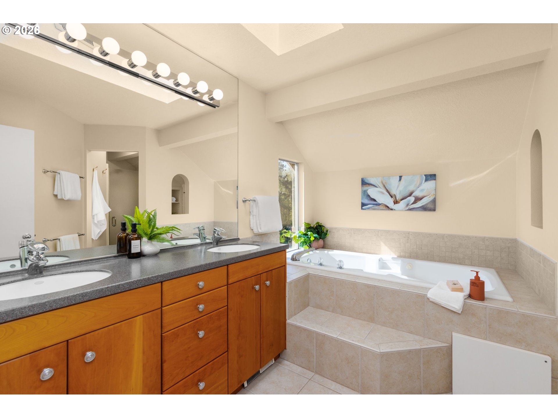 13413 VERMEER DR, Lake Oswego, OR, 97035