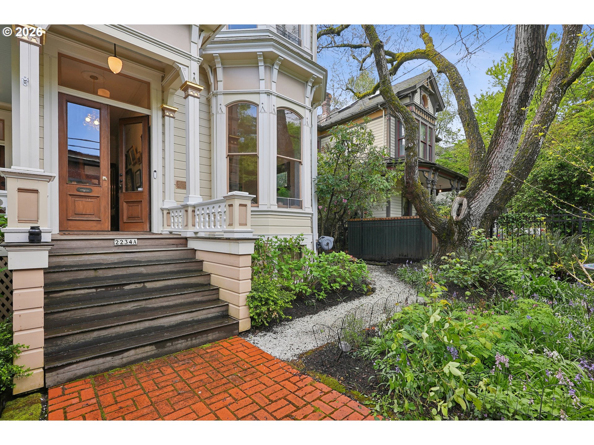 2234 NW JOHNSON ST, Portland, OR, 97210