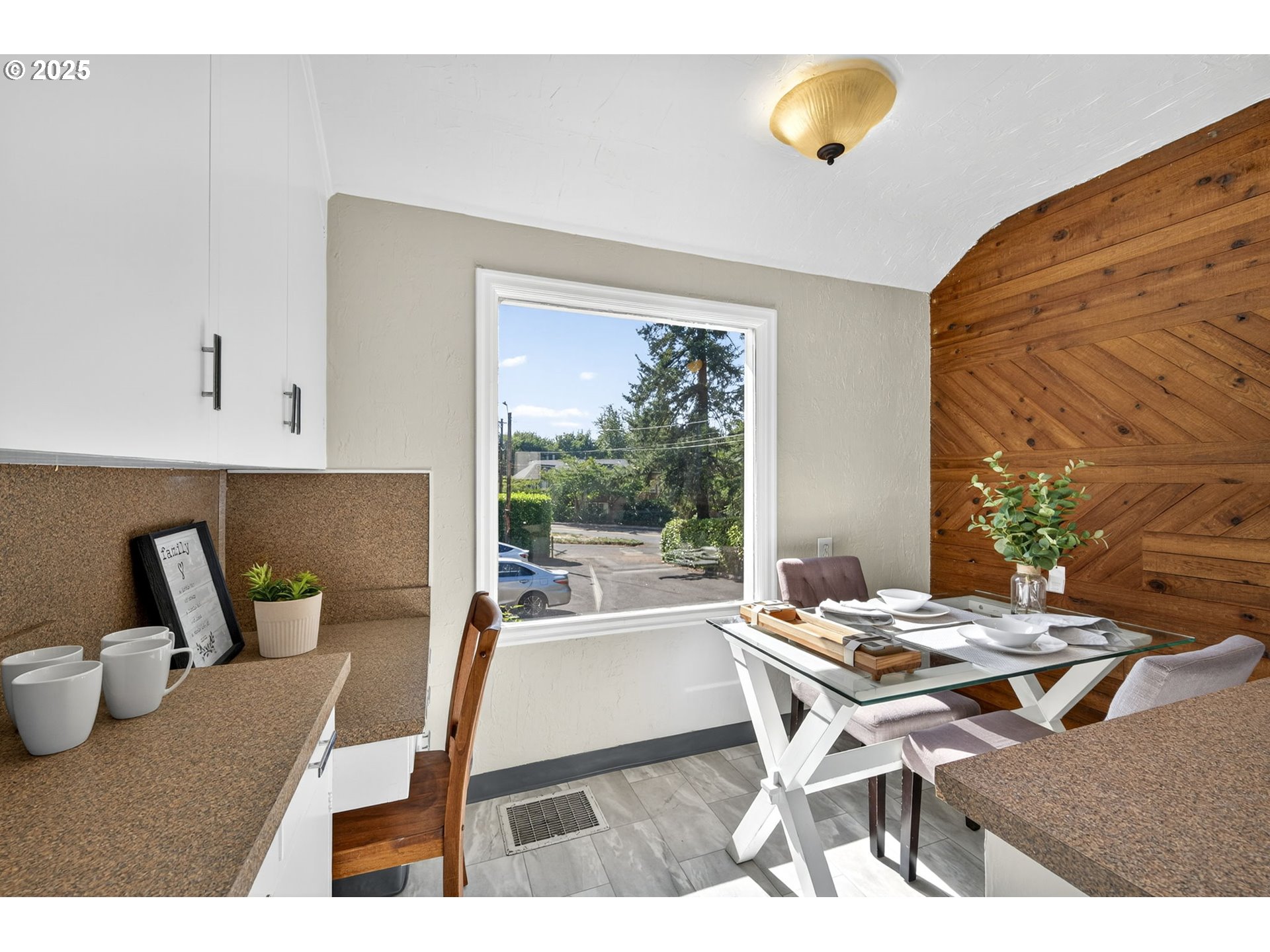 Photo #13: 186160377 Listing: Photo #13