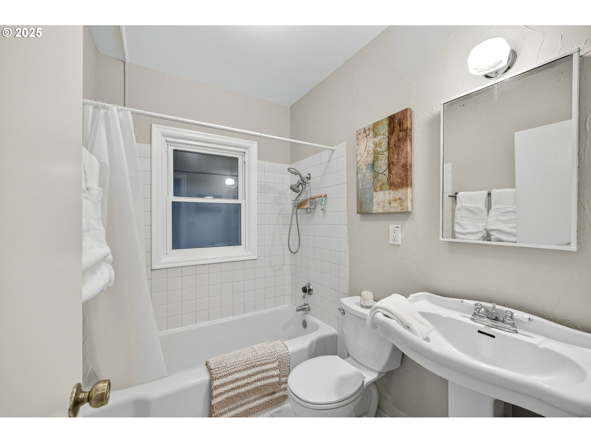 Photo #22: 186160377 Listing: Photo #22