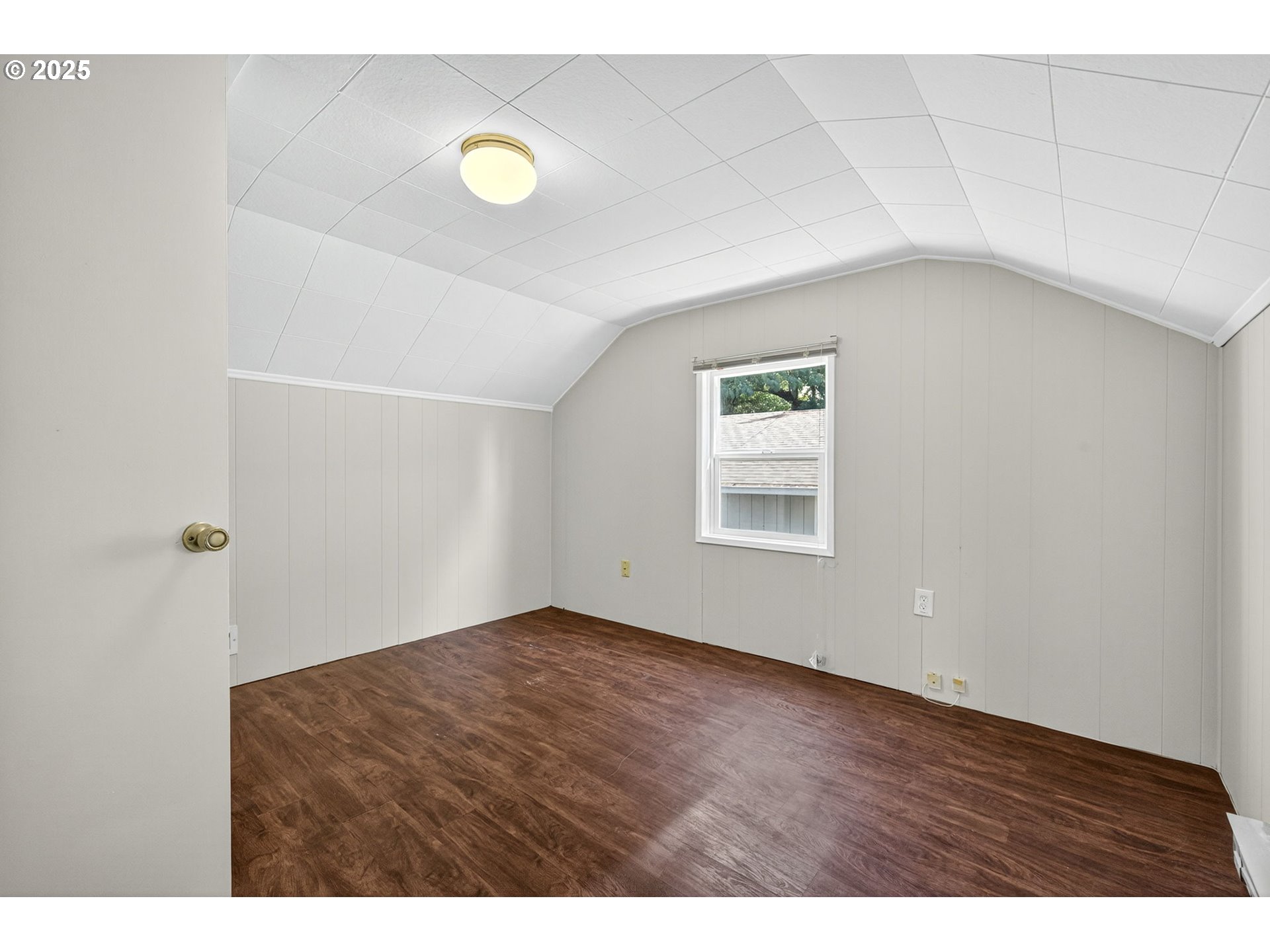 Photo #27: 186160377 Listing: Photo #27