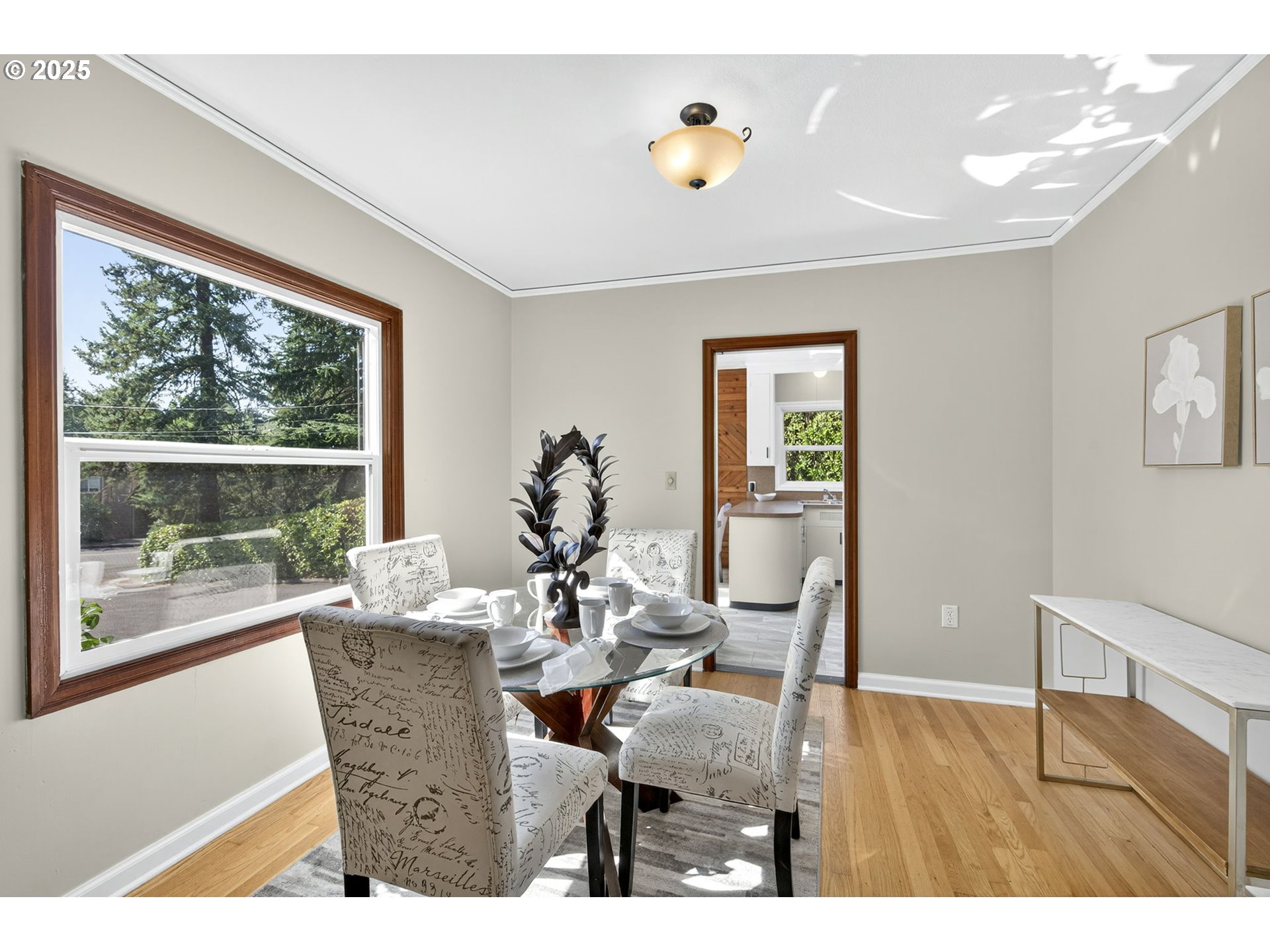 Photo #8: 186160377 Listing: Photo #8
