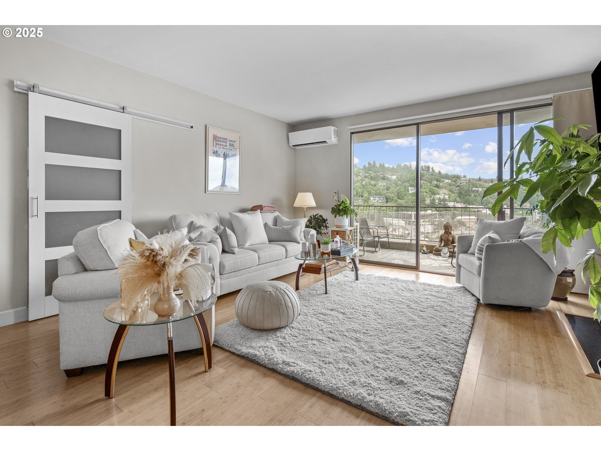 Photo #5: 186548806 Listing 