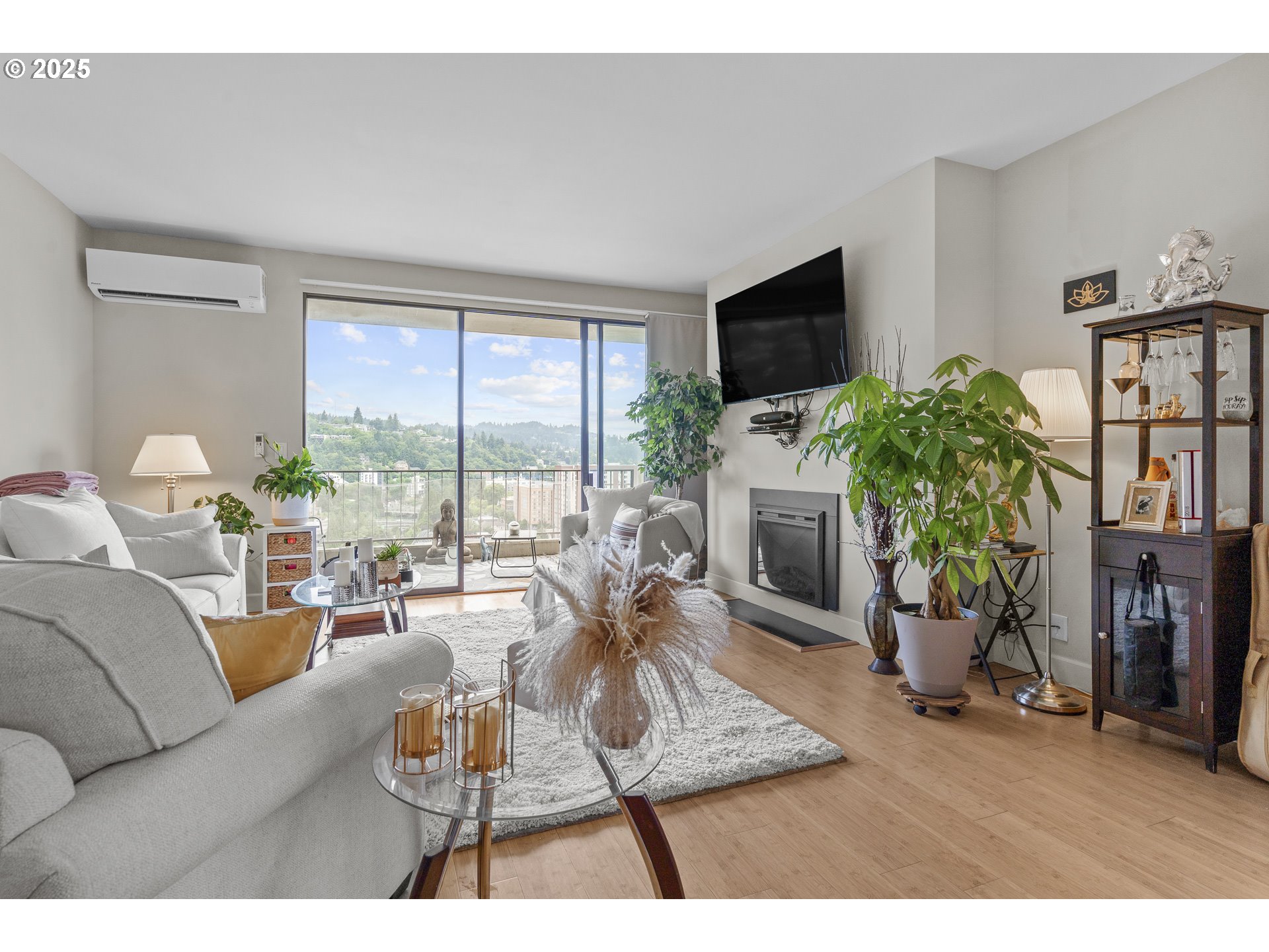 Photo #6: 186548806 Listing 