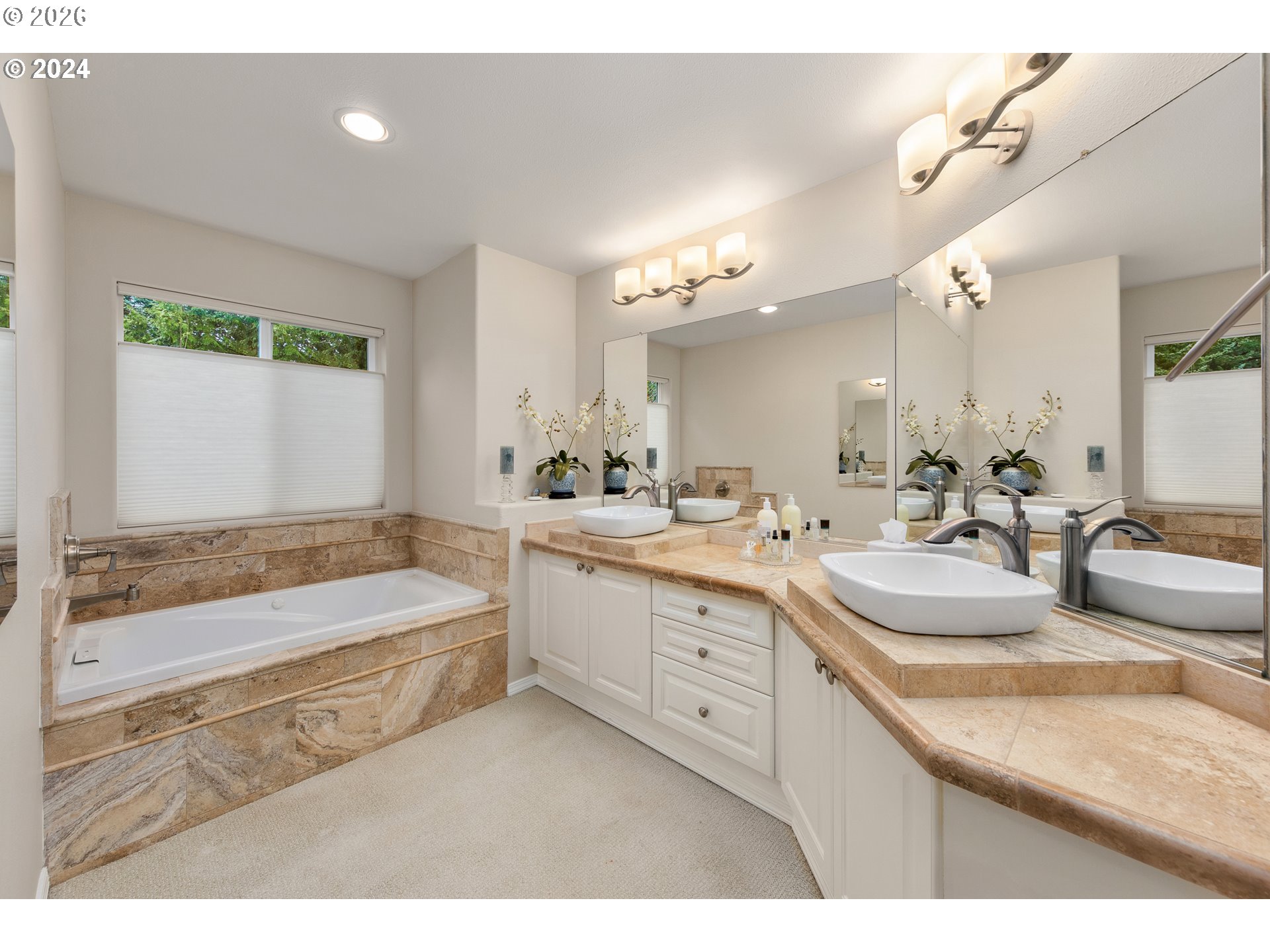 Photo #13: 186791240 Listing: Photo #13