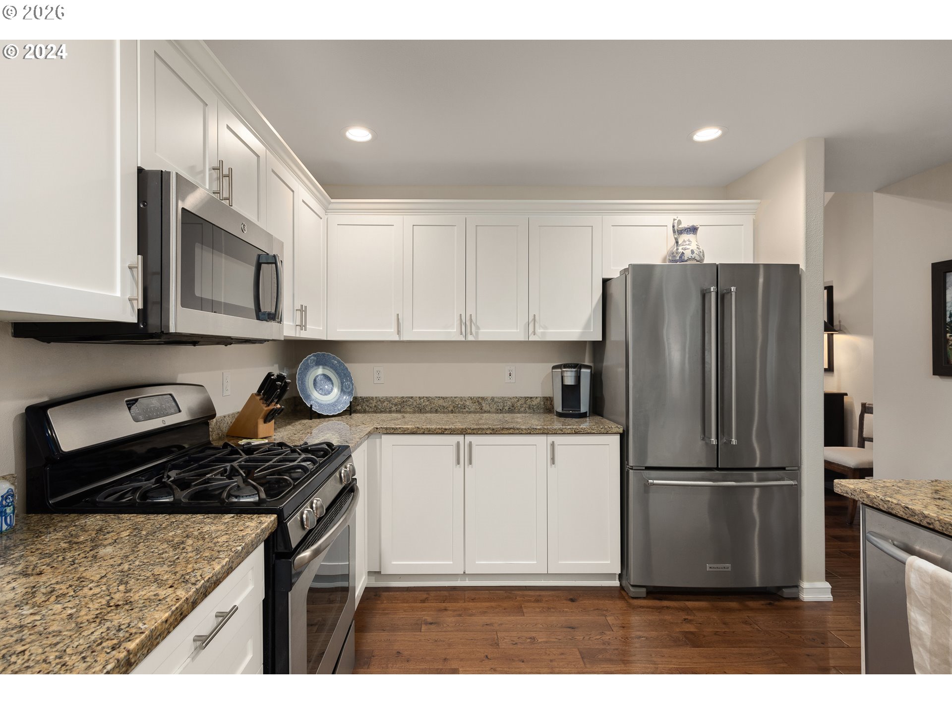 Photo #5: 186791240 Listing: Photo #5