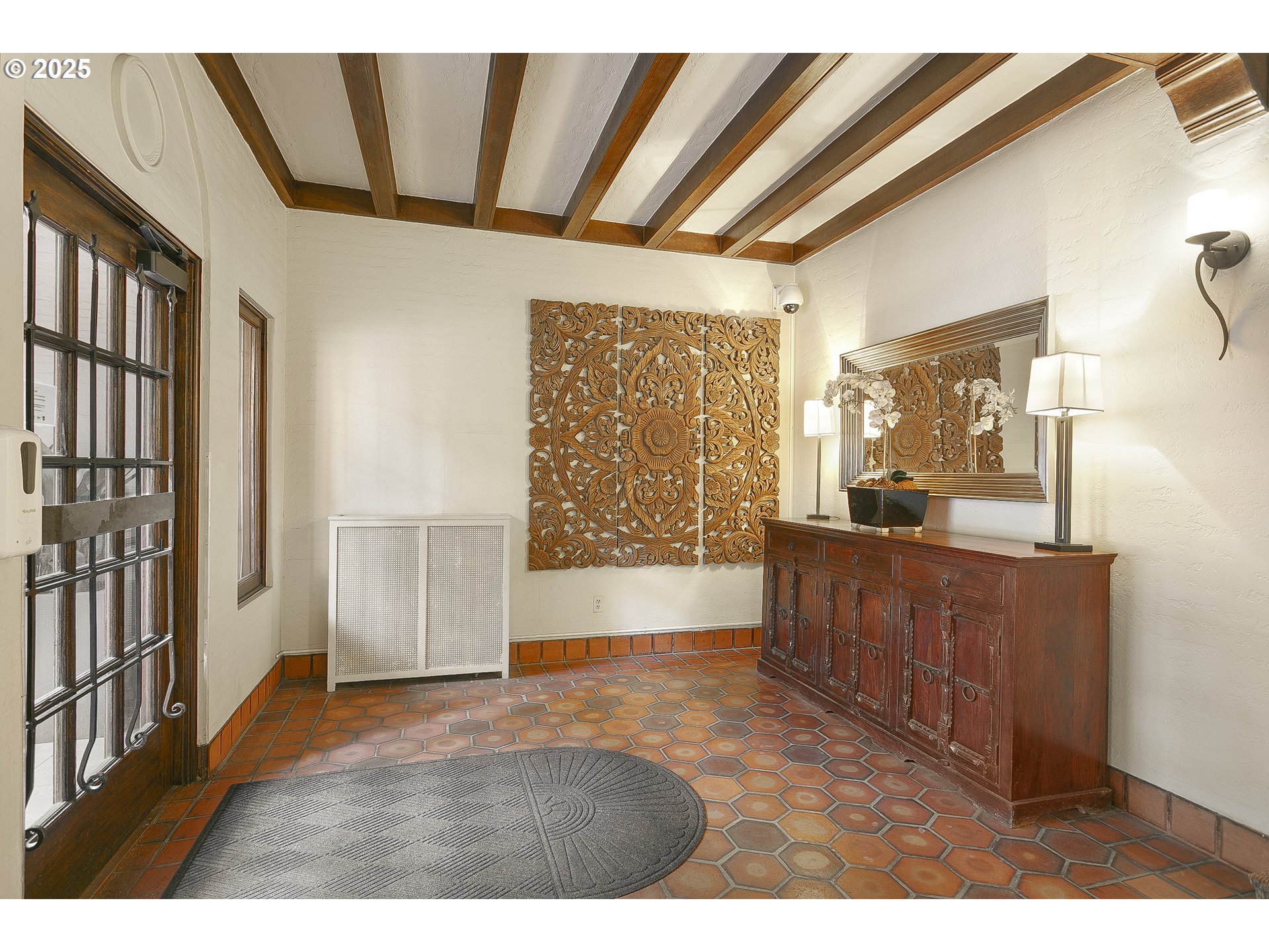 Photo #9: 187266661 Listing: Photo #9