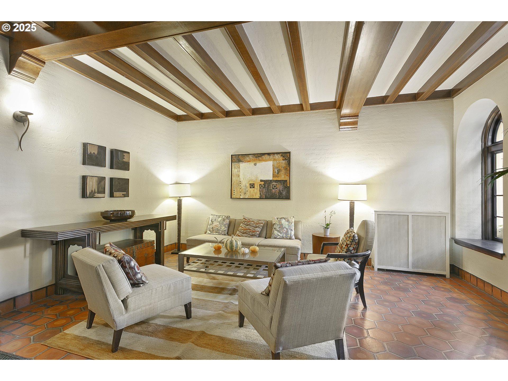 Photo #8: 187266661 Listing: Photo #8