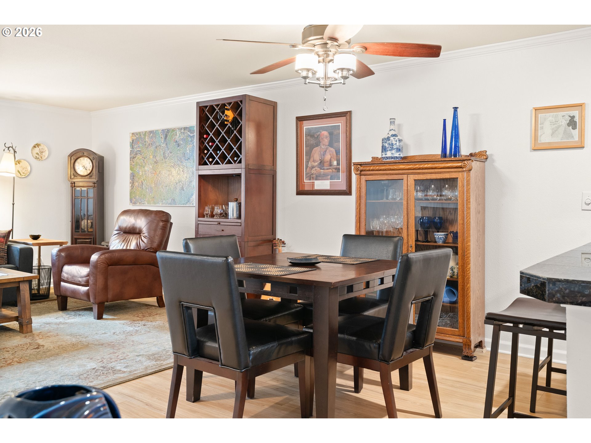 Photo #6: 187275730 Listing: Photo #6