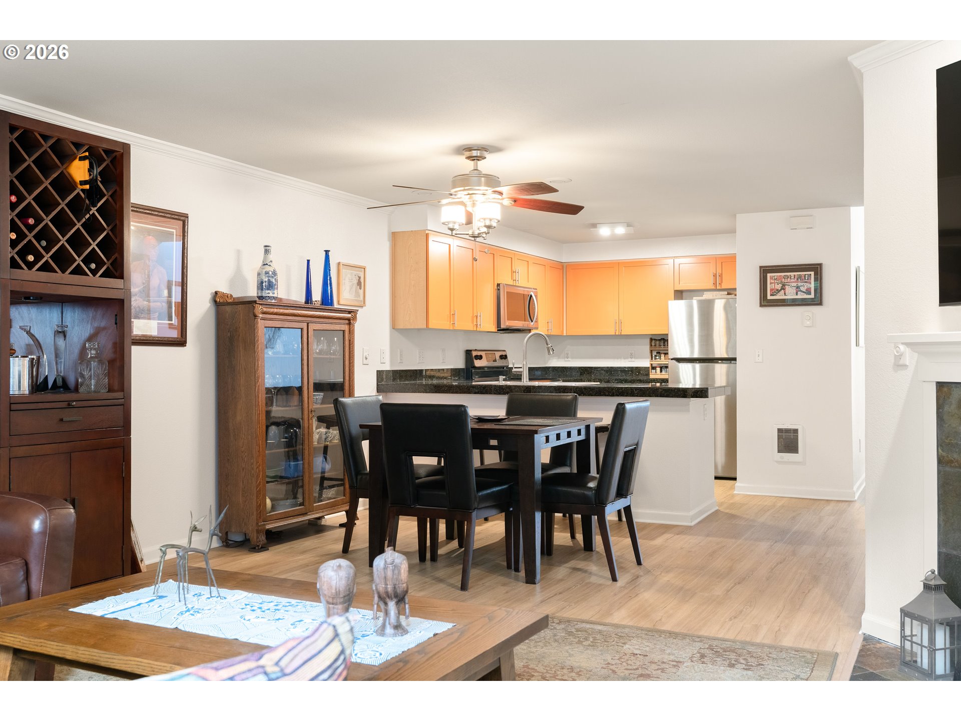 Photo #15: 187275730 Listing: Photo #15