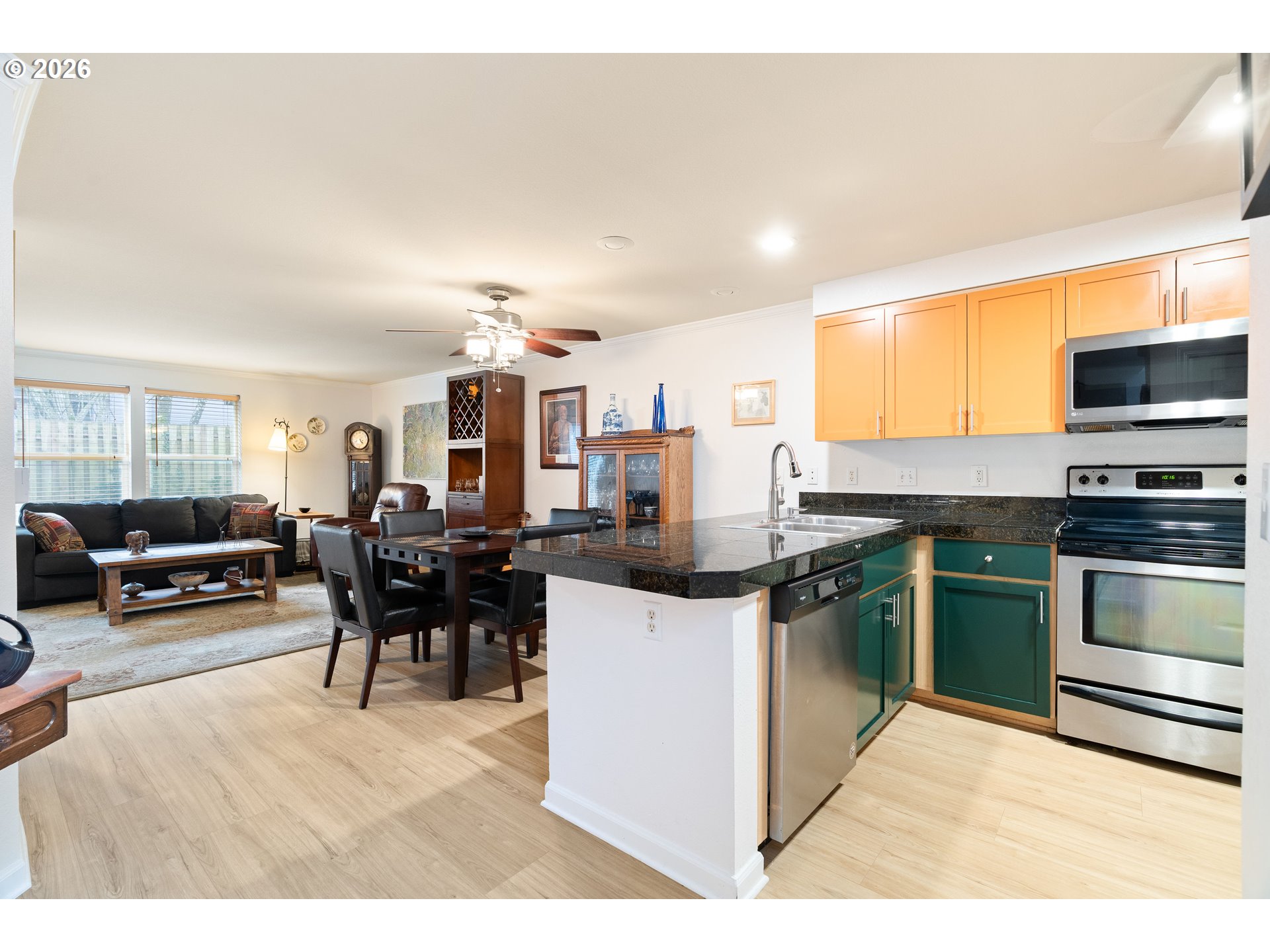 Photo #1: 187275730 Listing: Photo #1