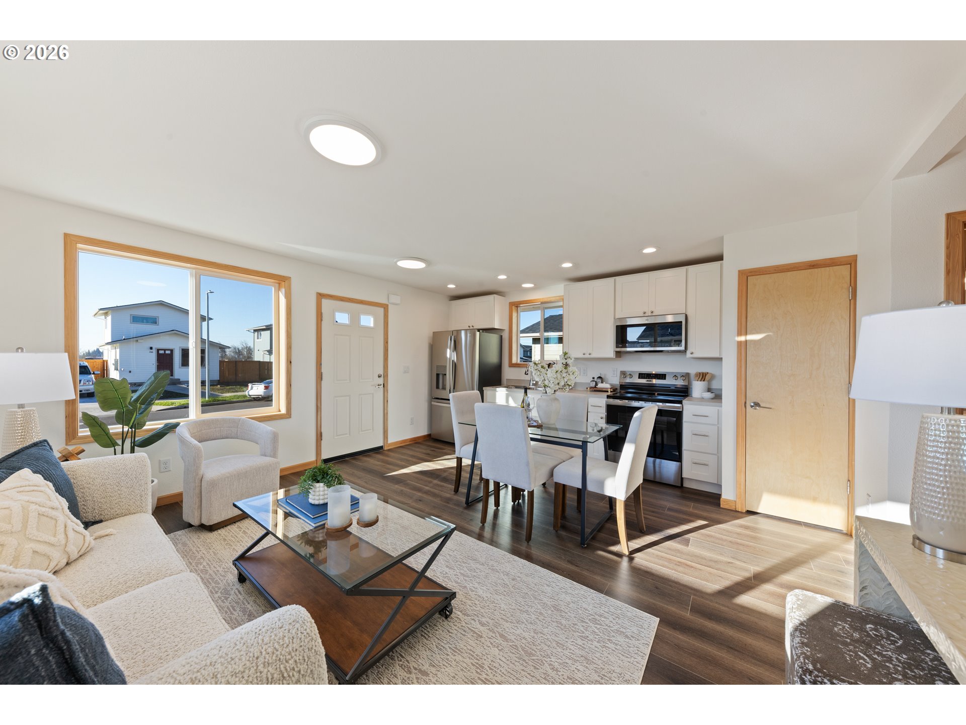 735 ST CHARLES ST, Eugene, OR, 97402