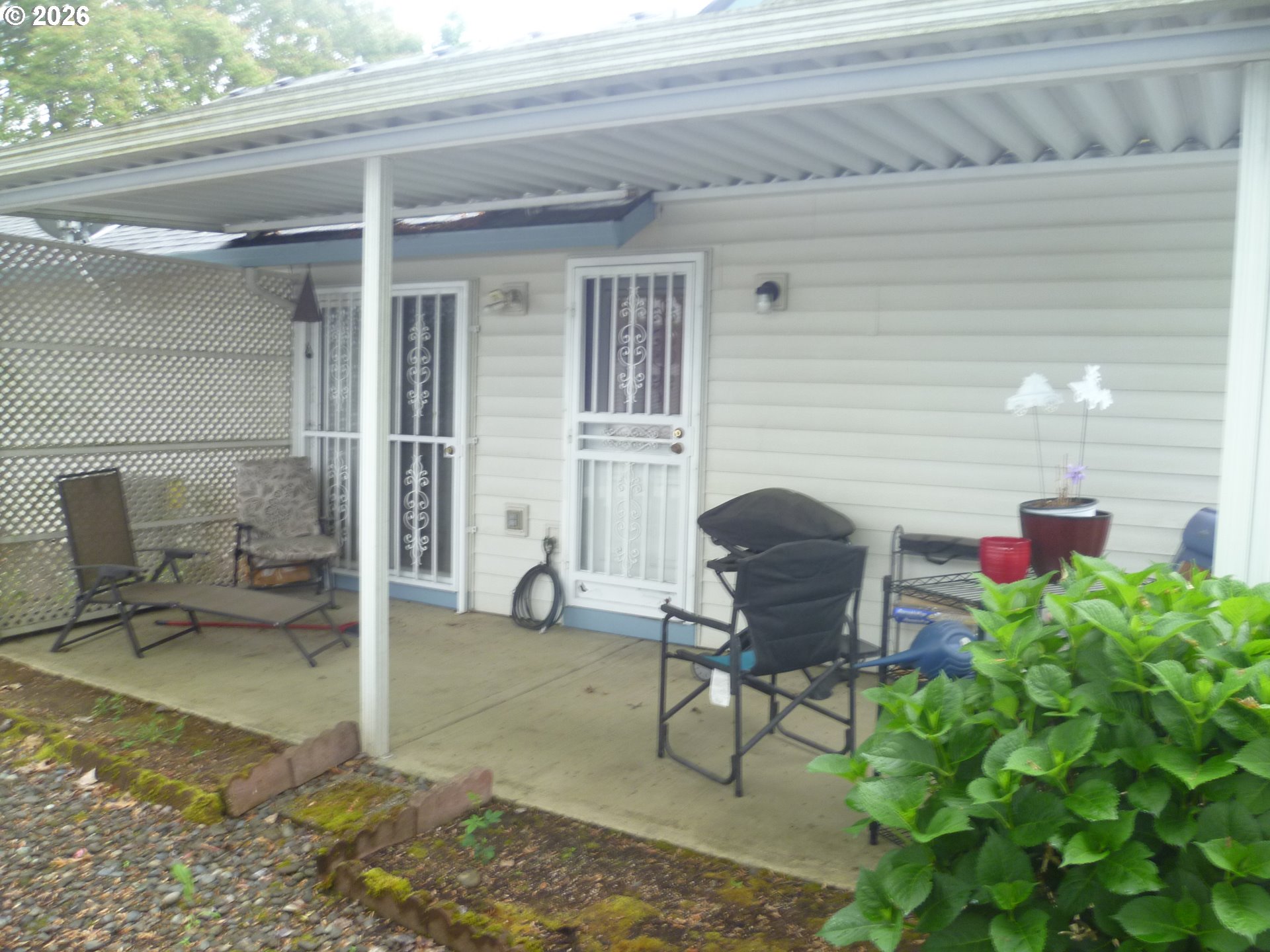 Photo #6: 187436372 Listing: Photo #6