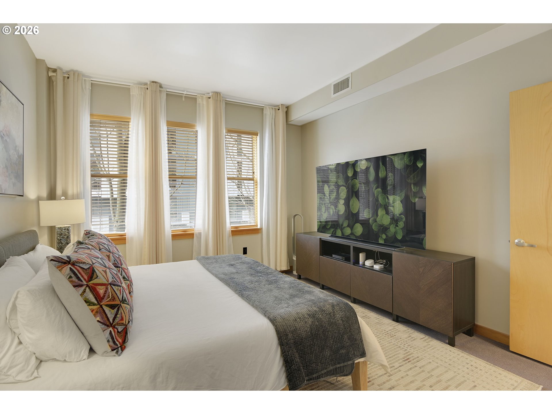 Photo #14: 187632318 Listing: Photo #14