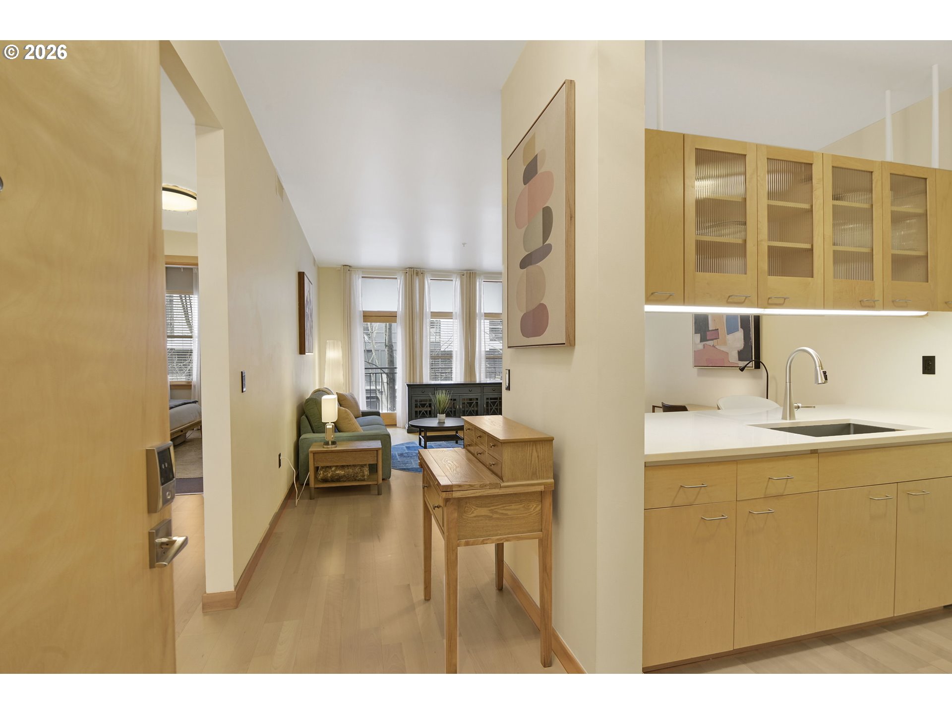 Photo #2: 187632318 Listing: Photo #2