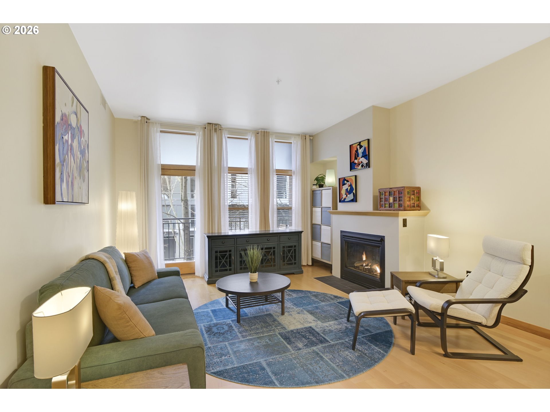 Photo #4: 187632318 Listing: Photo #4