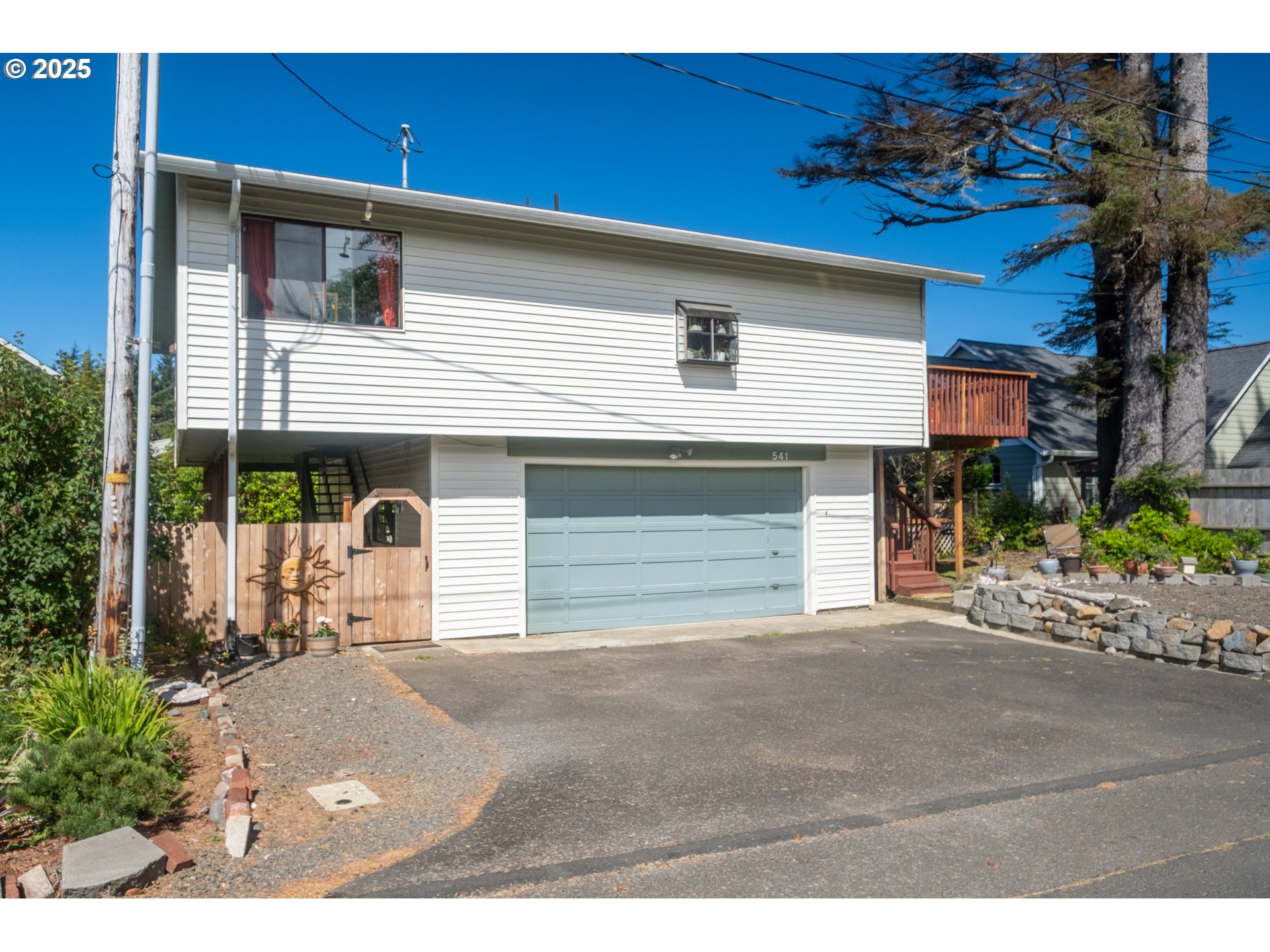 200 AZALEA DR, Eugene, OR, 97404