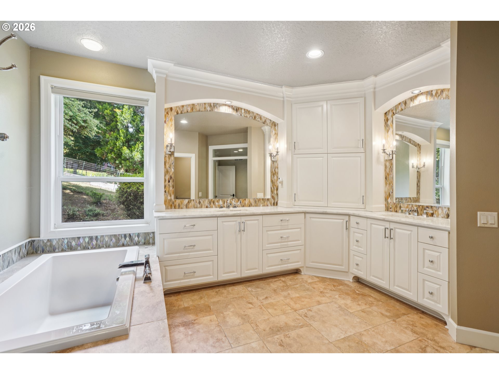 1224 TYNDALL CT, Lake Oswego, OR, 97034