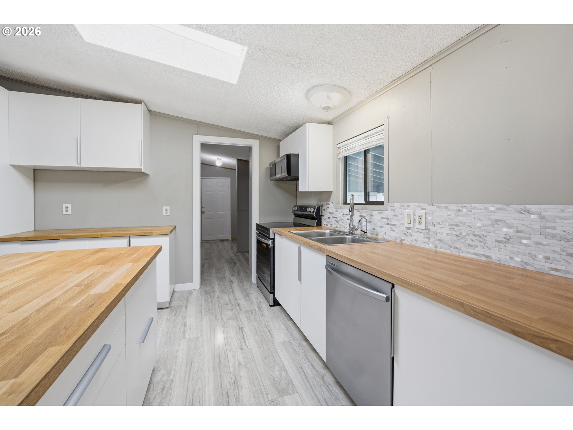 301 E COLUMBIA DR UNIT 7, Newberg, OR, 97132