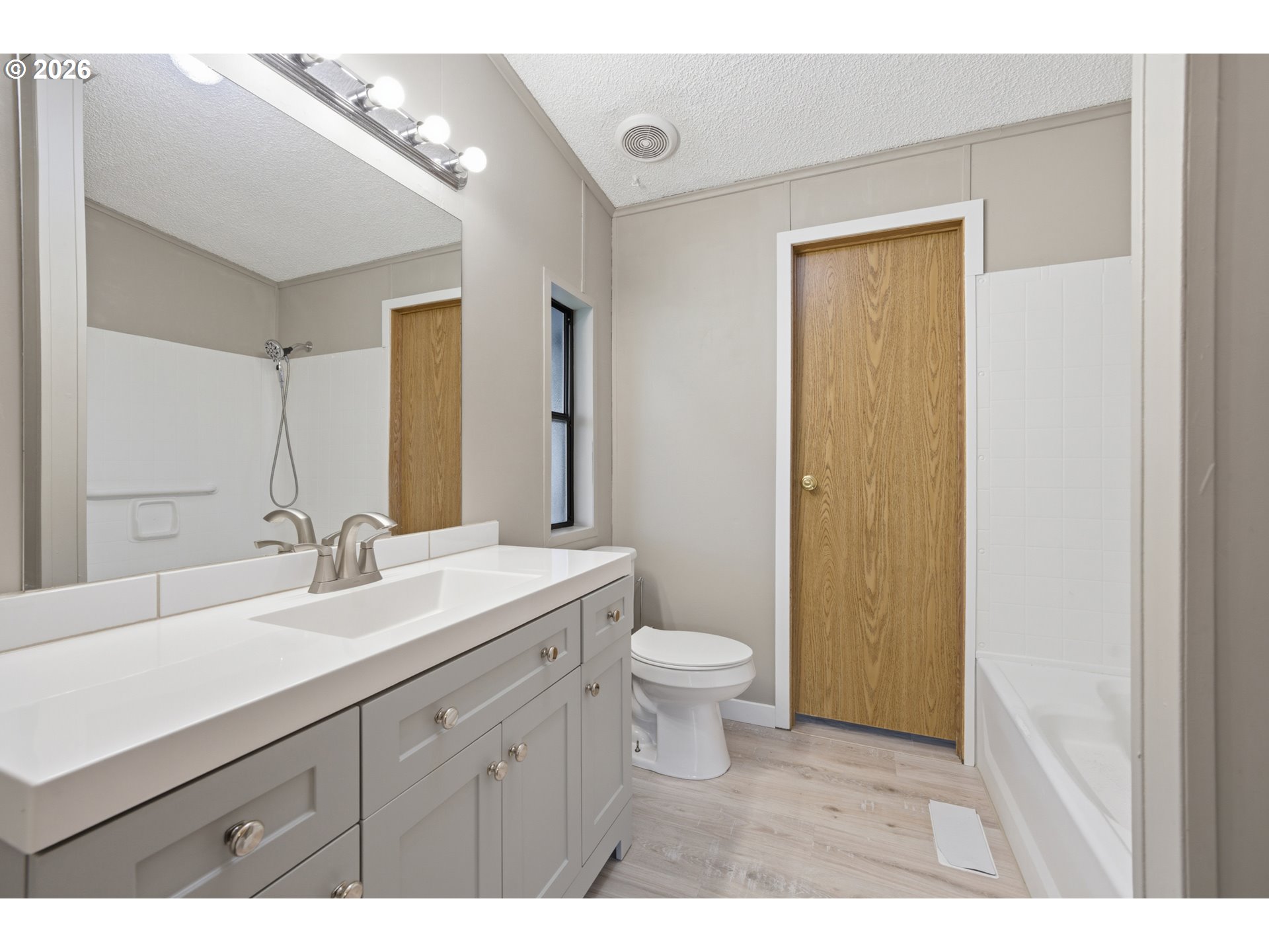 301 E COLUMBIA DR UNIT 7, Newberg, OR, 97132