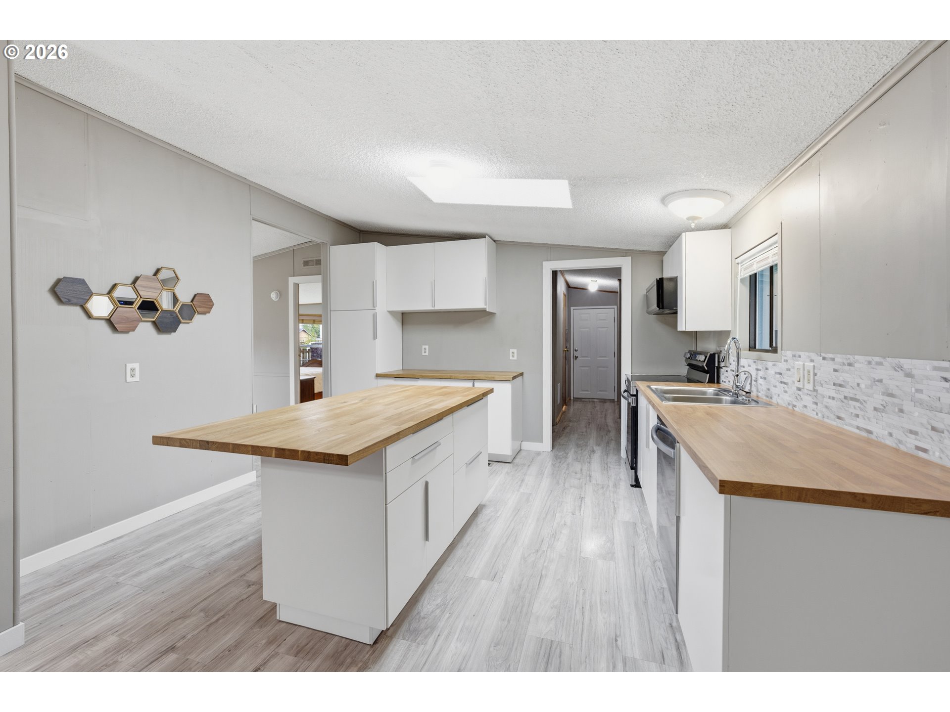 301 E COLUMBIA DR UNIT 7, Newberg, OR, 97132