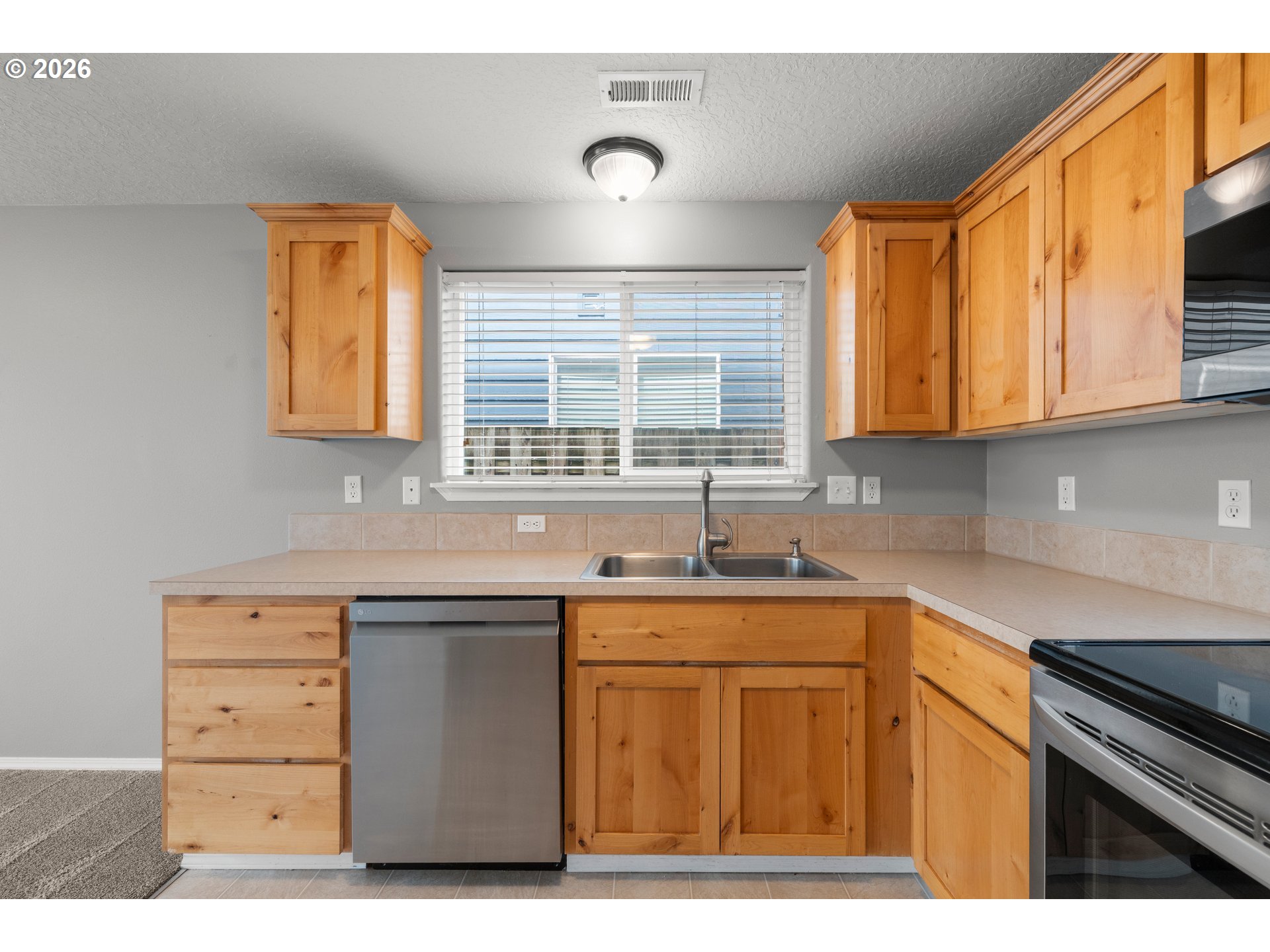 413 S LAIR LN, Newberg, OR, 97132