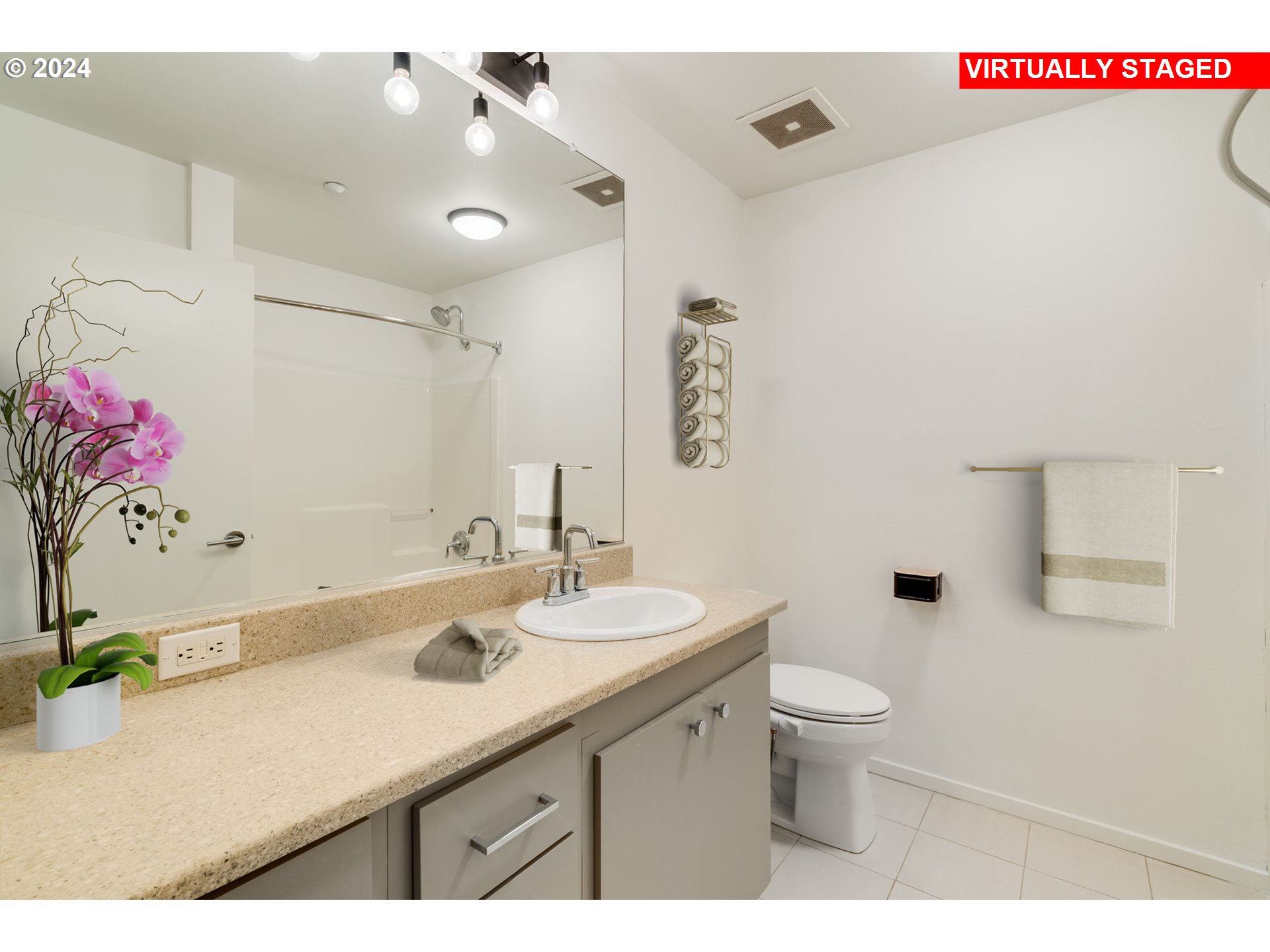Photo #12: 189962966 Listing: Photo #12
