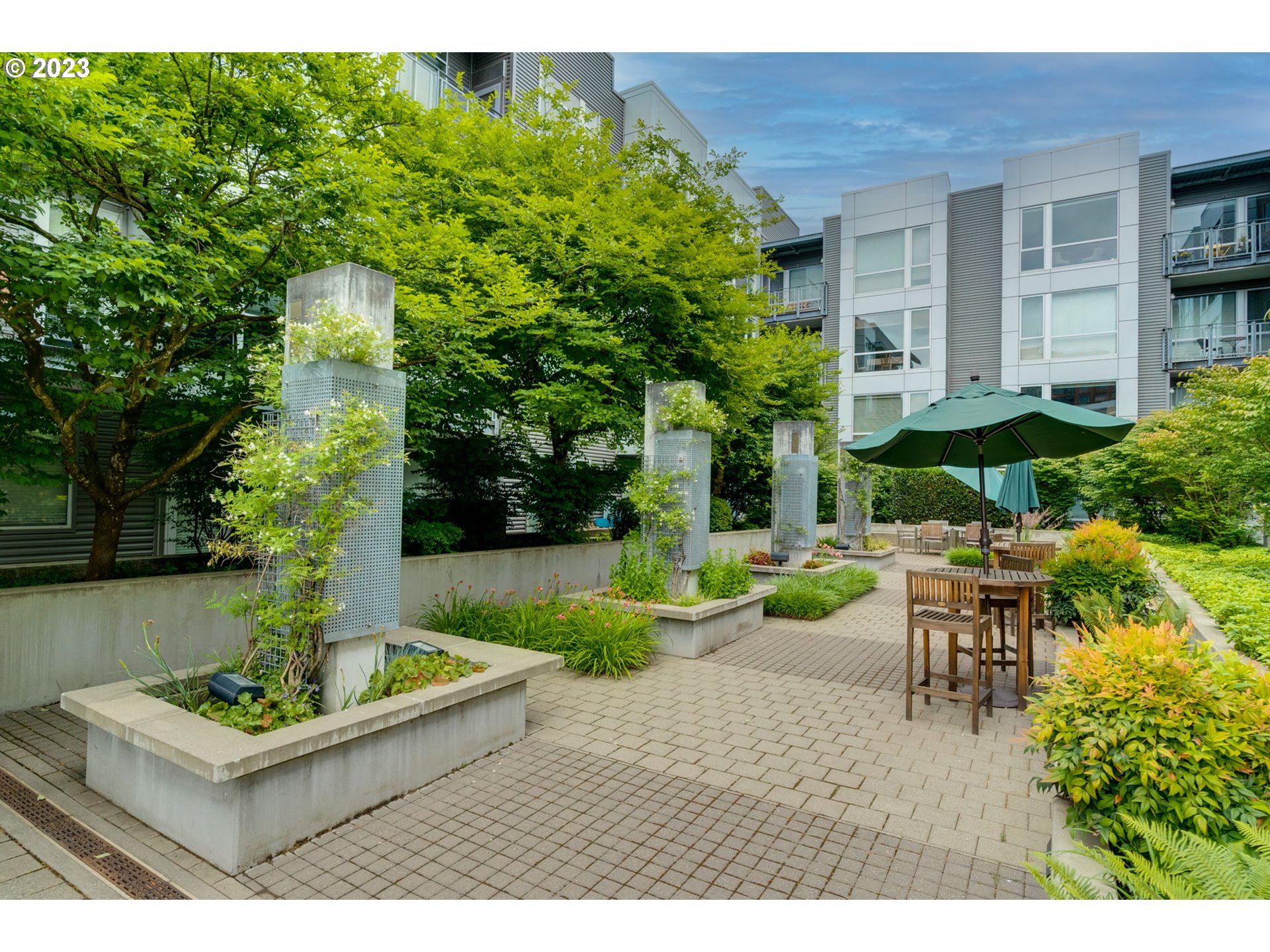 Photo #17: 189962966 Listing: Photo #17