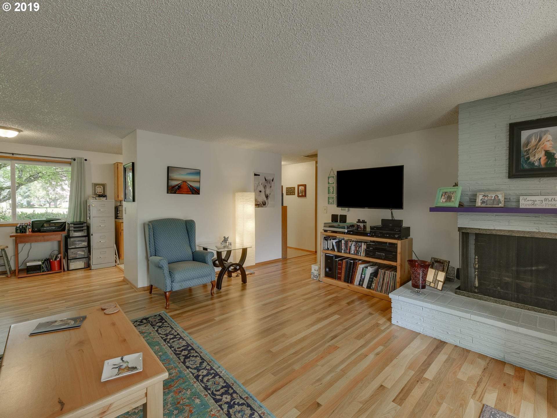 Photo #6: 19002019 Listing 