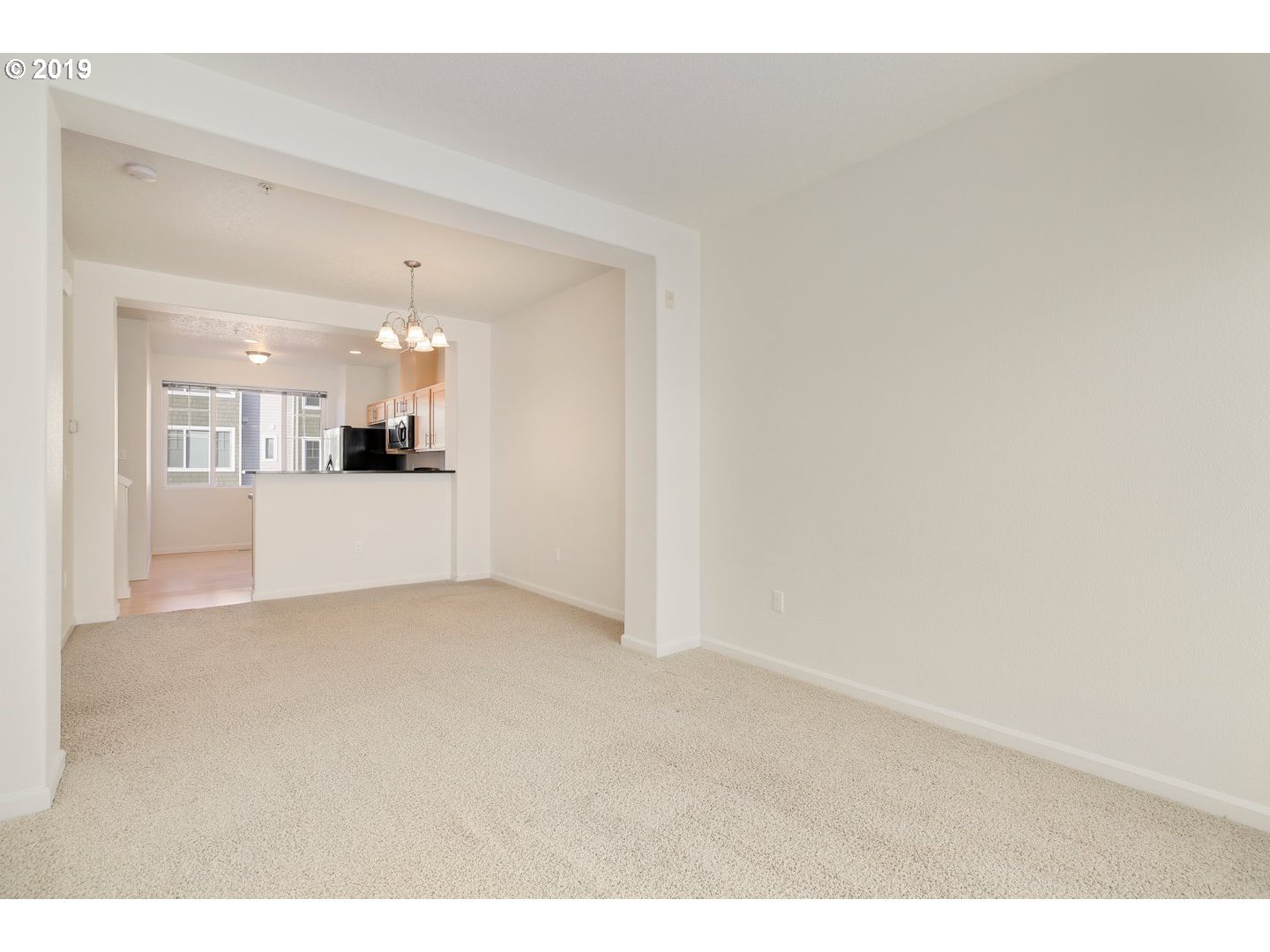 Photo #6: 19009803 Listing 