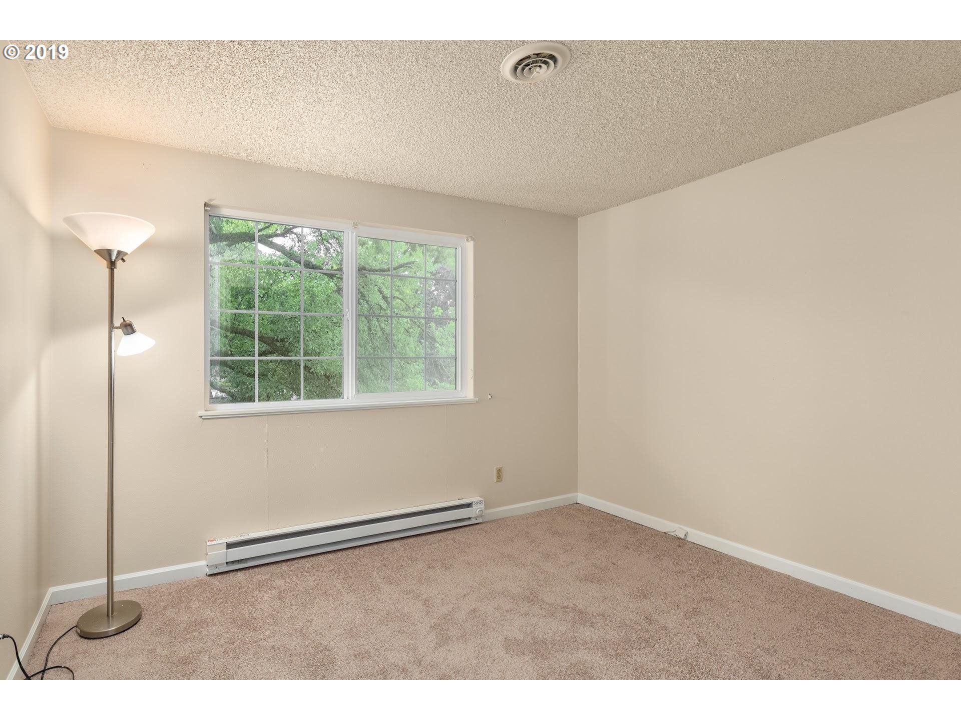 Photo #4: 19013245 Listing 