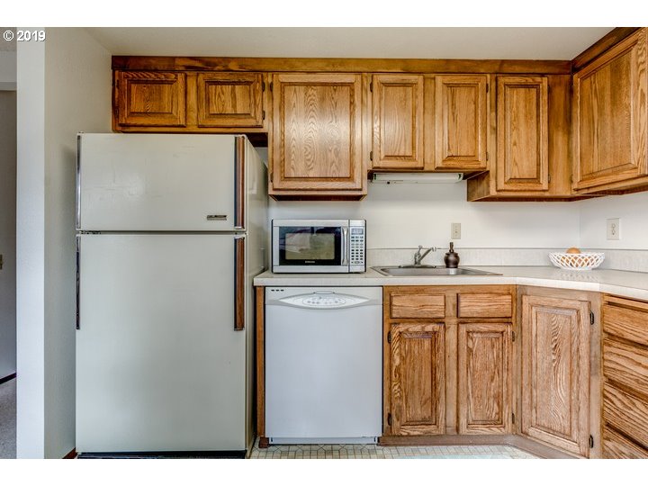 Photo #3: 19040811 Listing 