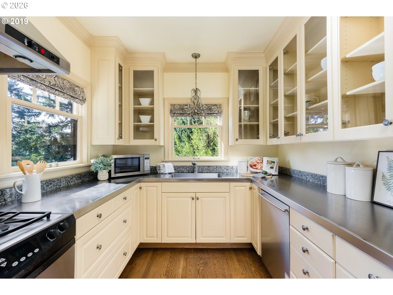 2724 NW IMPERIAL TER, Portland, OR, 97210